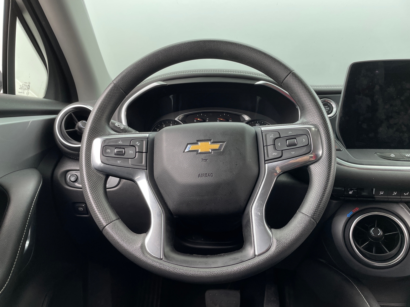 Thumbnail: 2024 Chevrolet Blazer - 5