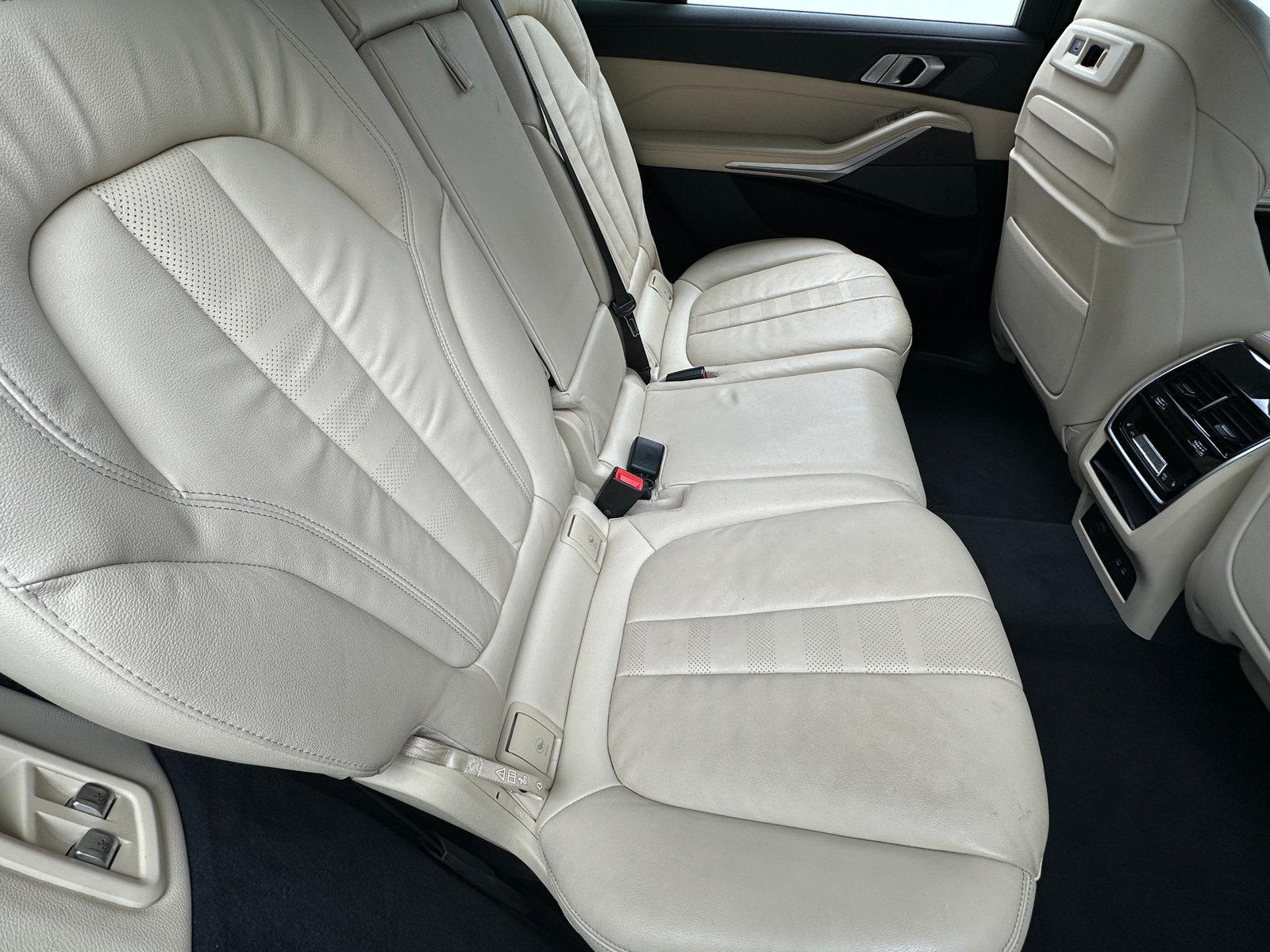 Thumbnail: 2021 BMW X7 - 5