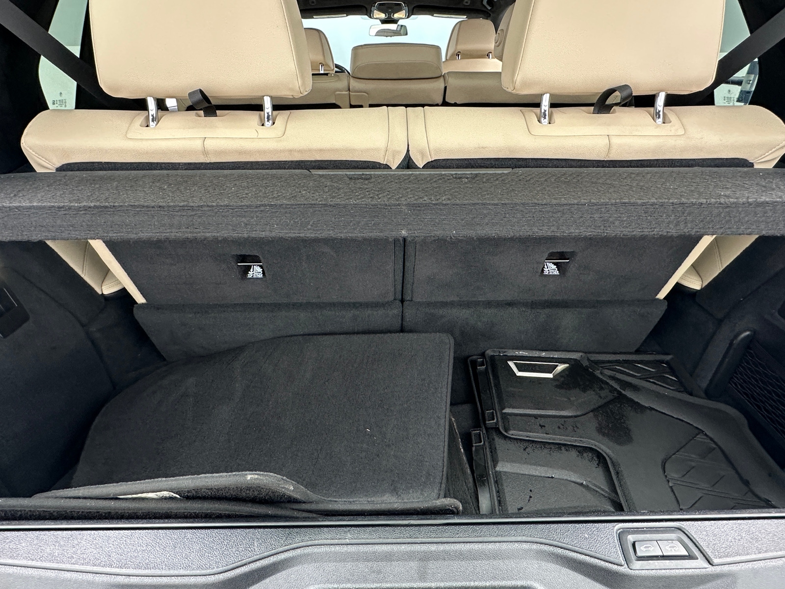 Thumbnail: 2021 BMW X7 - 6