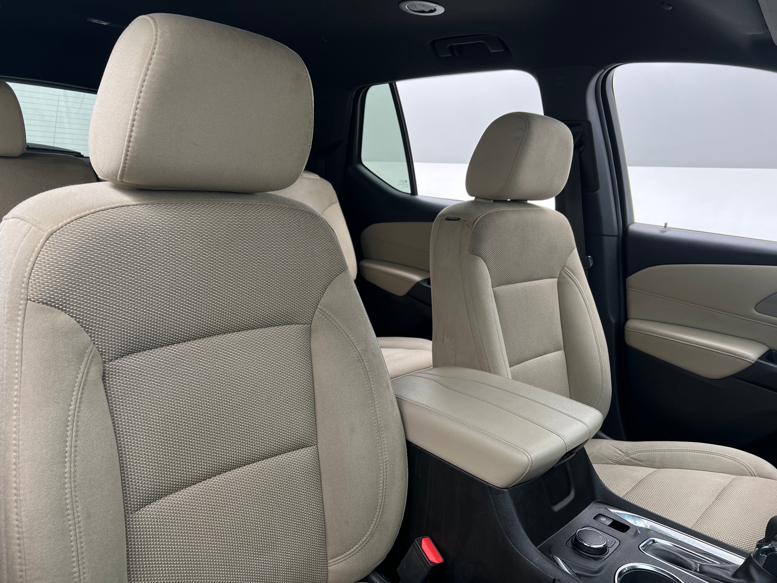 Thumbnail: 2023 Chevrolet Traverse - 2