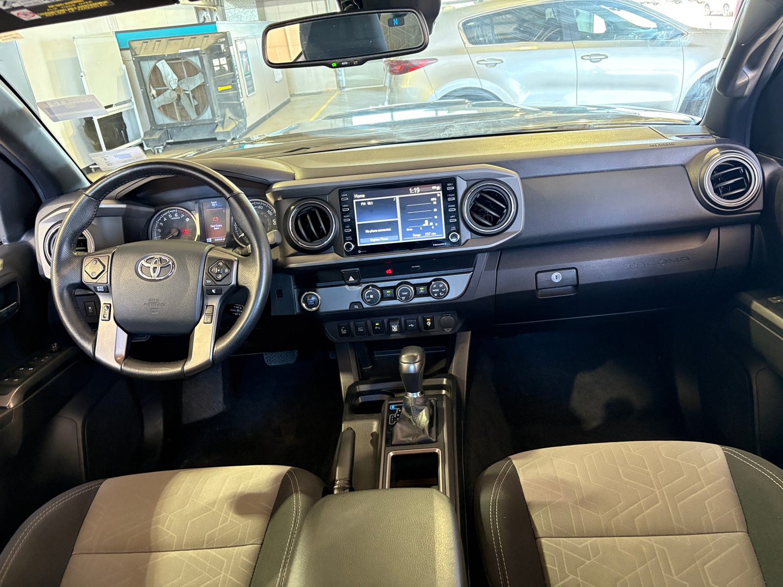 Thumbnail: 2020 Toyota Tacoma - 3