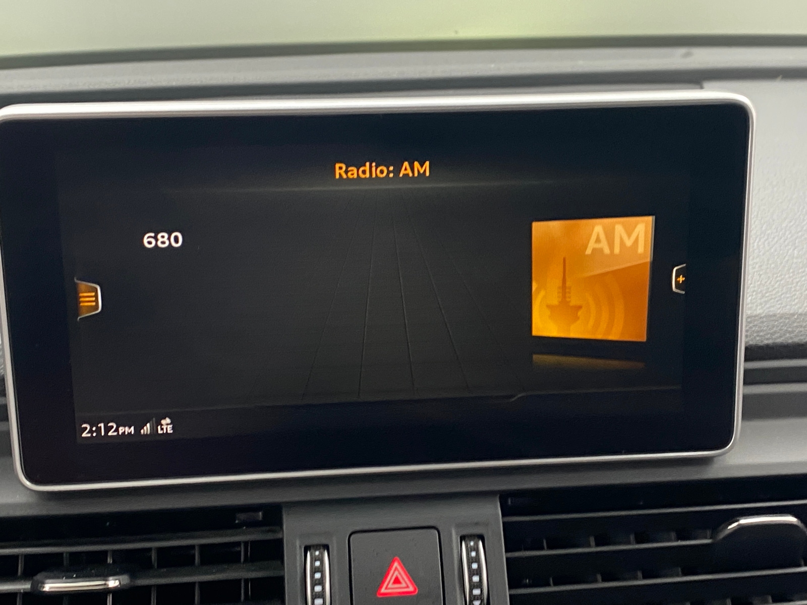Thumbnail: 2020 Audi SQ5 - 3