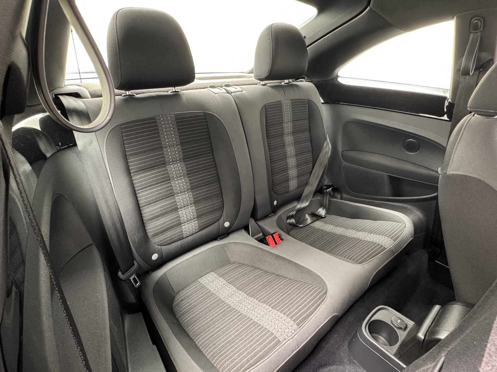 Thumbnail: 2012 Volkswagen Beetle - 6