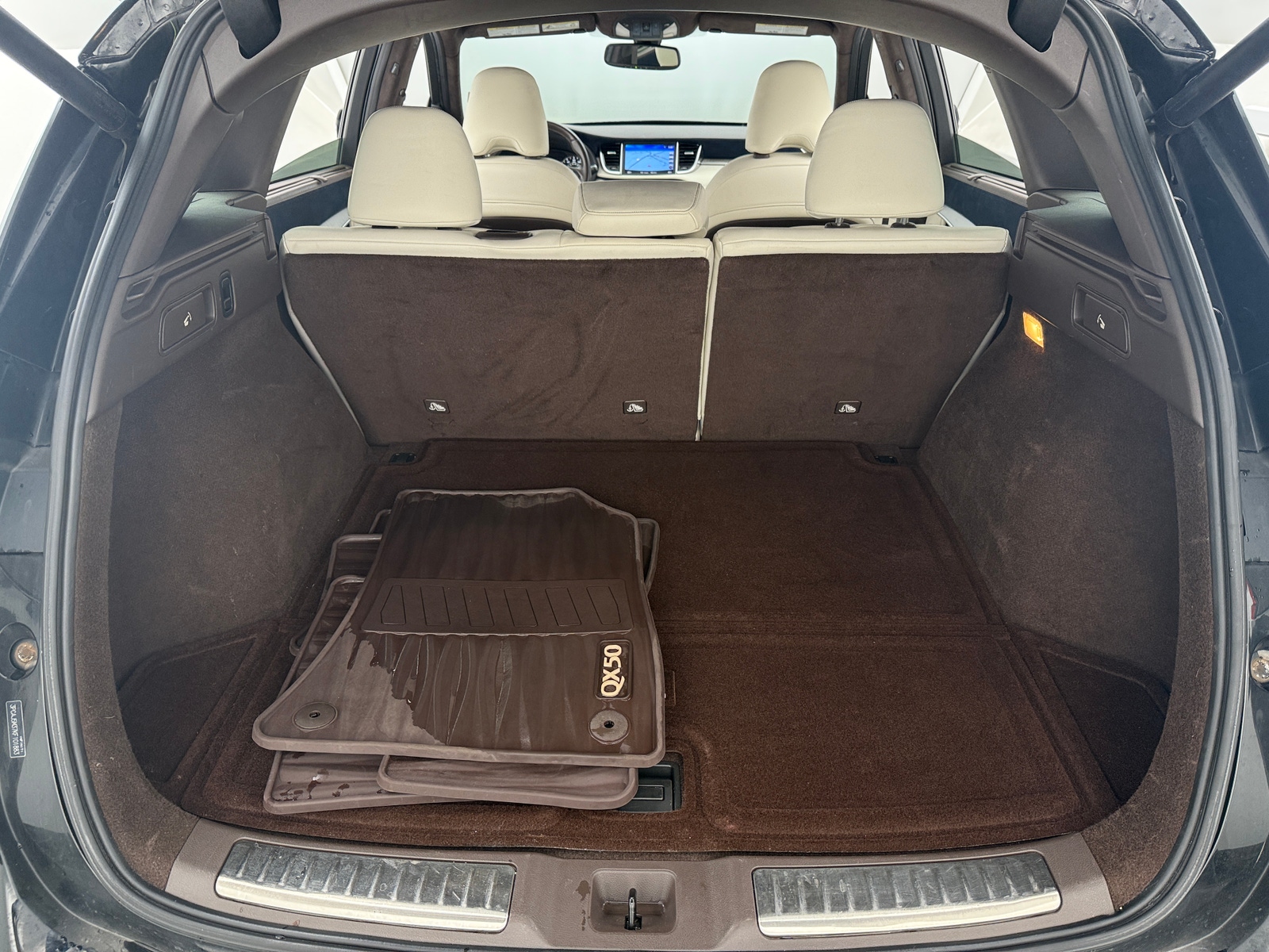 Thumbnail: 2019 INFINITI QX50 - 6