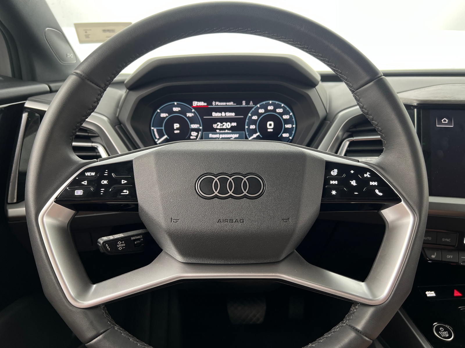 Thumbnail: 2025 Audi Q4 e-tron - 4