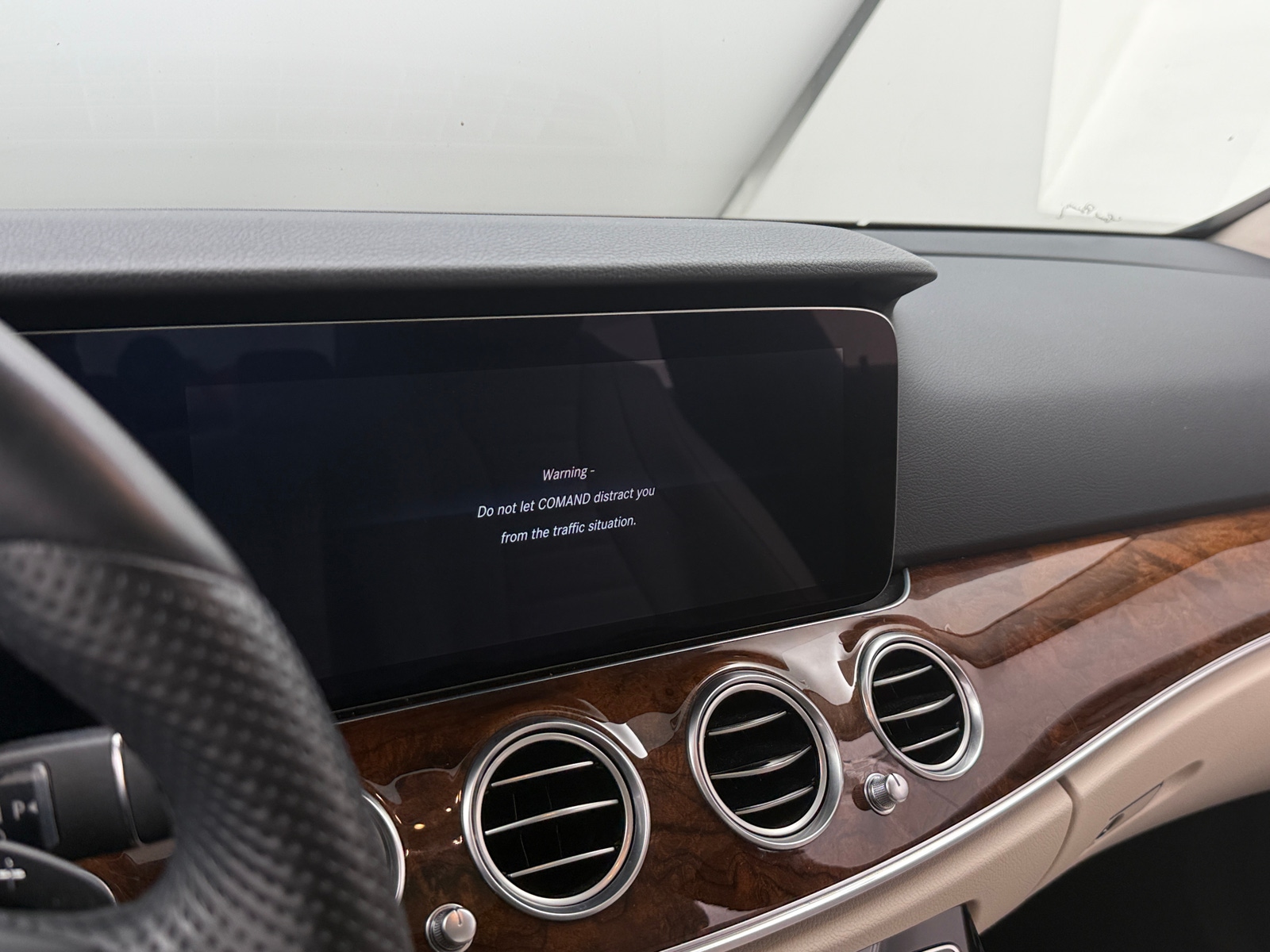 Thumbnail: 2018 Mercedes-Benz E-Class - 3