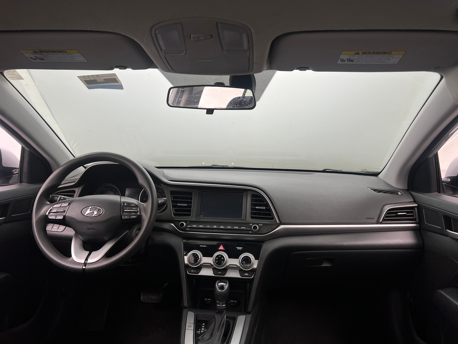 Thumbnail: 2019 Hyundai Elantra - 3