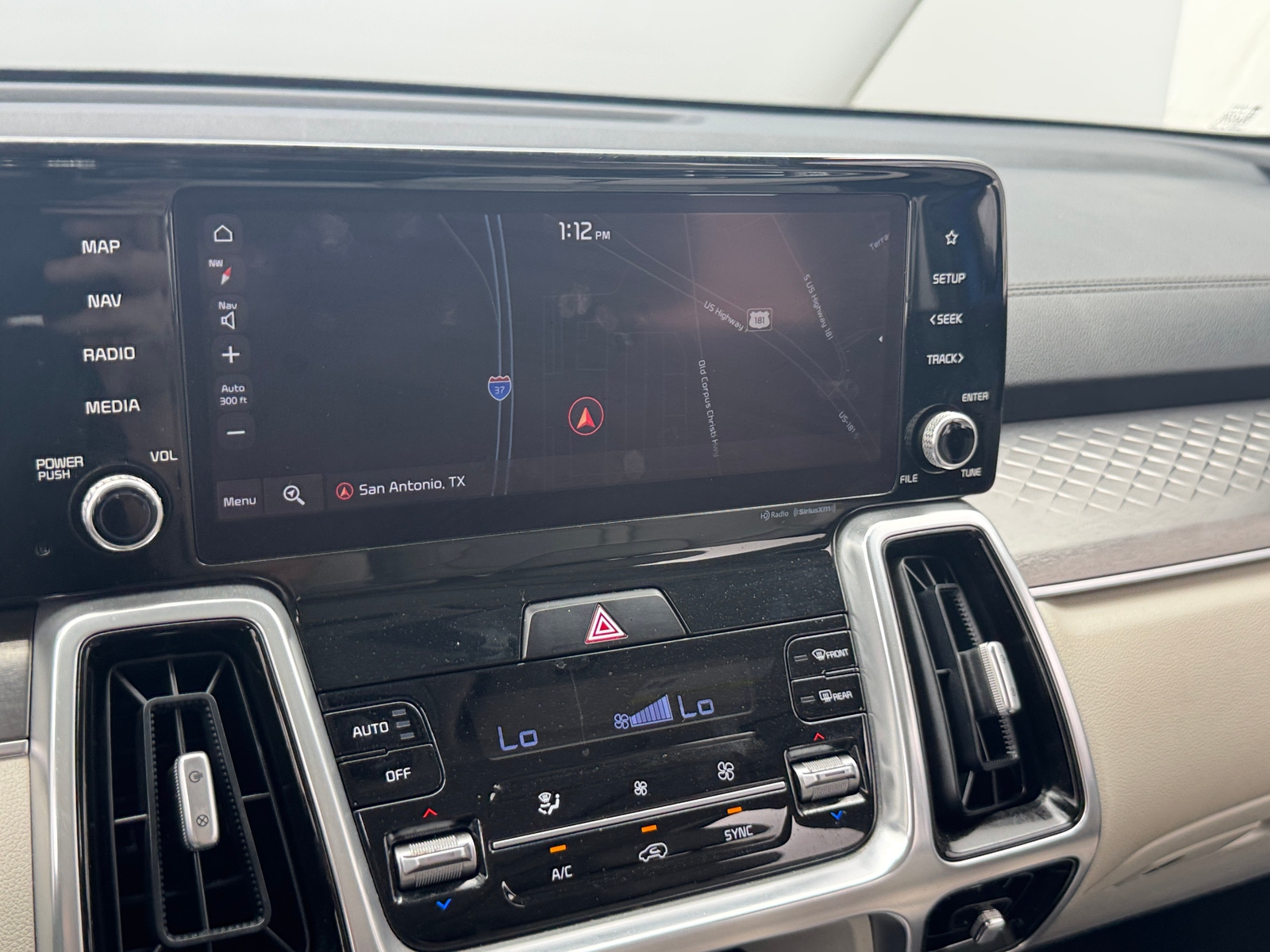 Thumbnail: 2021 Kia Sorento - 3