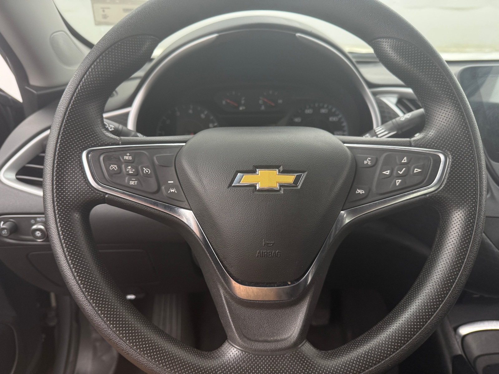 Thumbnail: 2024 Chevrolet Malibu - 5