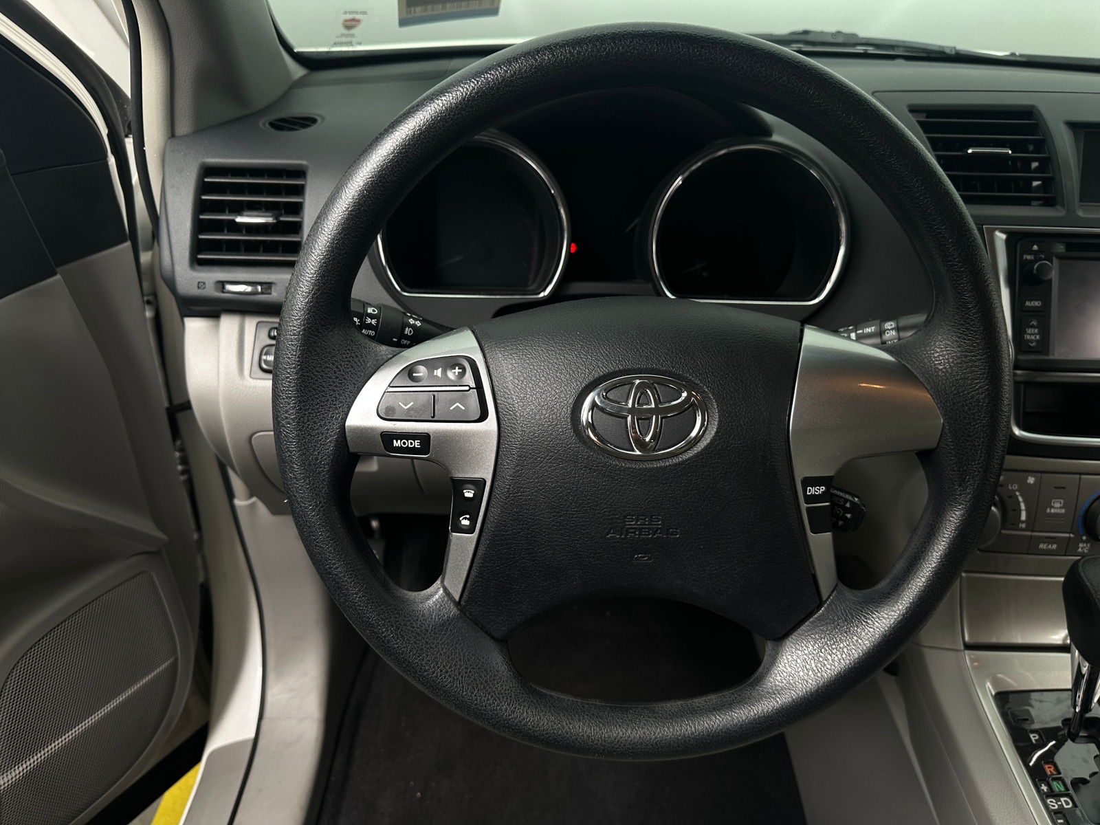 Thumbnail: 2013 Toyota Highlander - 5