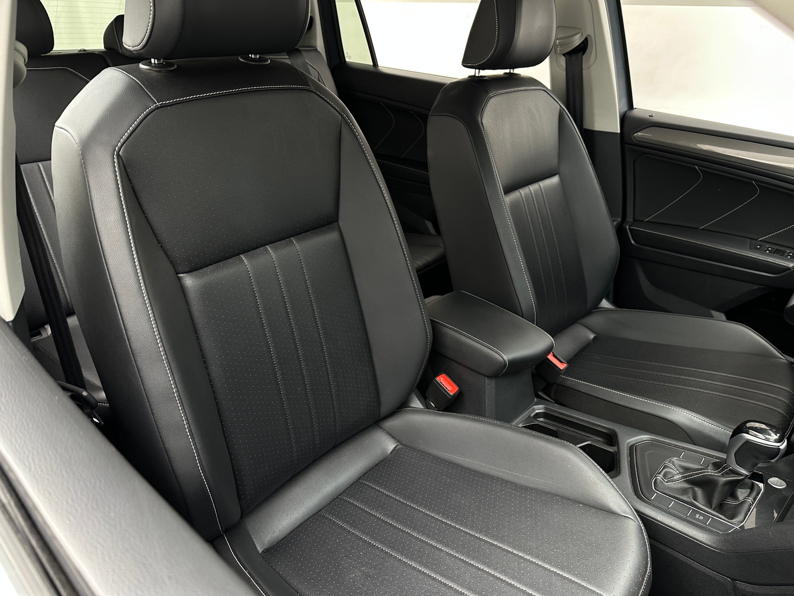 Thumbnail: 2024 Volkswagen Tiguan - 2