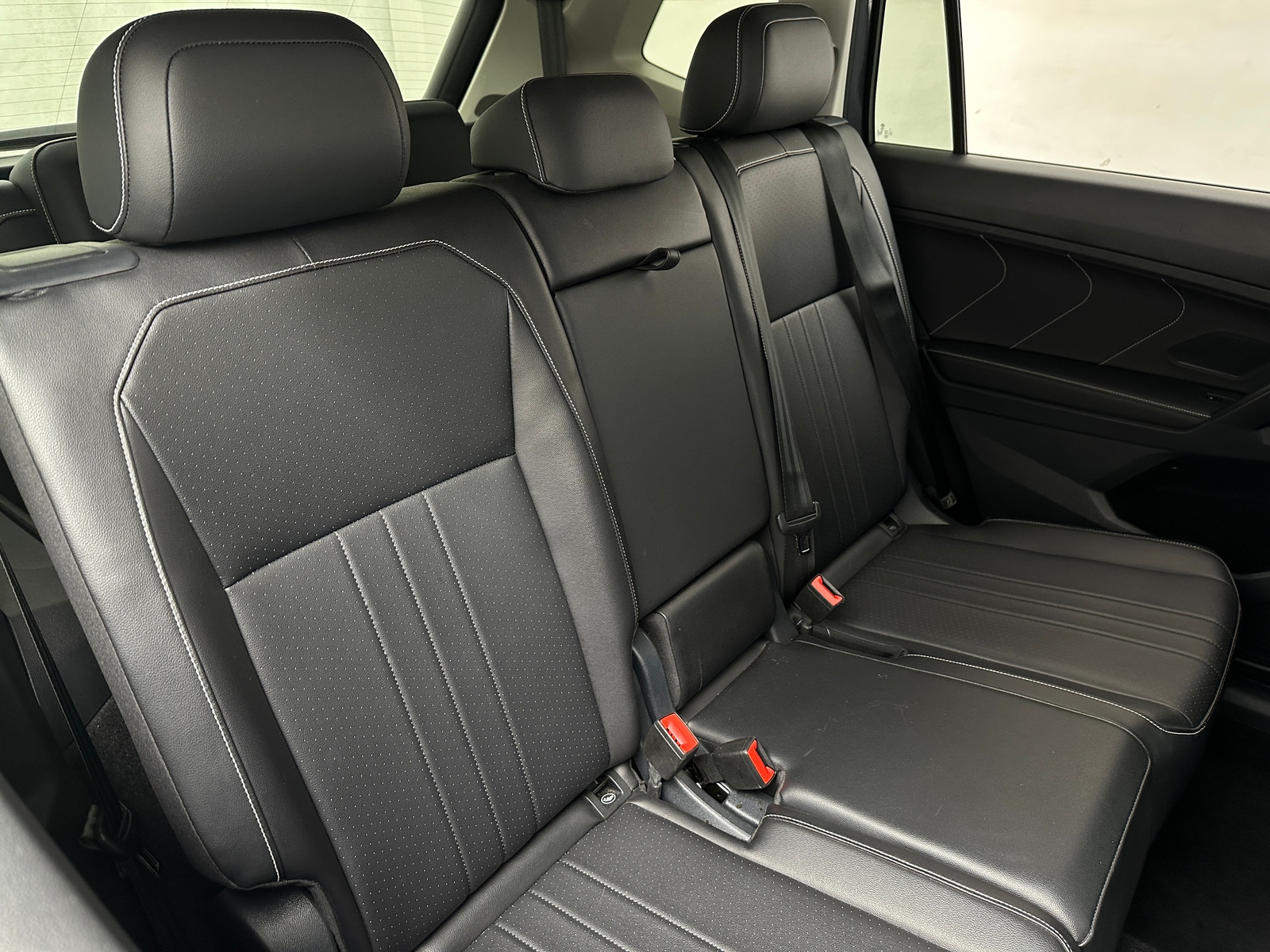 Thumbnail: 2024 Volkswagen Tiguan - 6