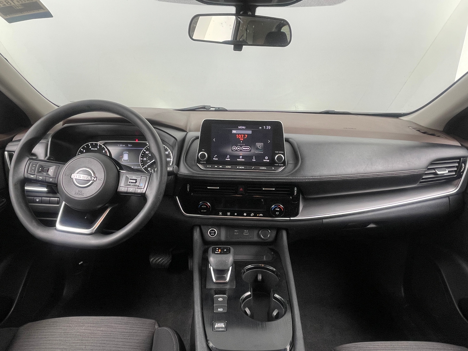 Thumbnail: 2022 Nissan Rogue - 3