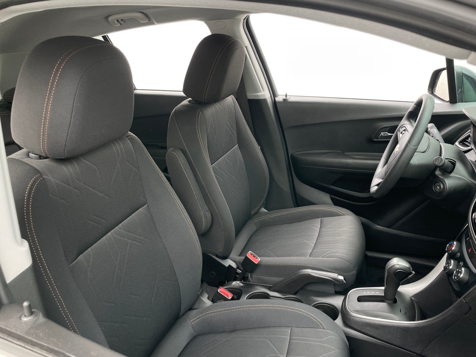 Thumbnail: 2019 Chevrolet Trax - 2