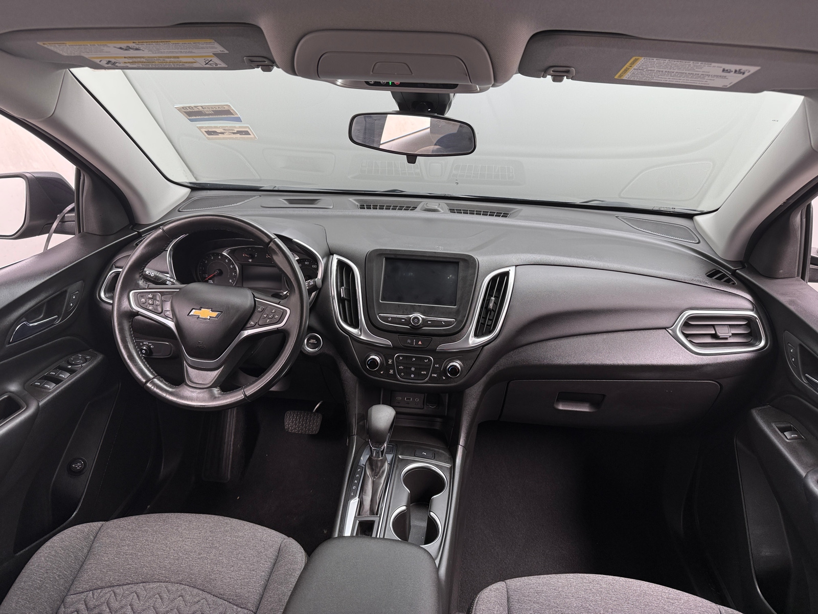 Thumbnail: 2022 Chevrolet Equinox - 3