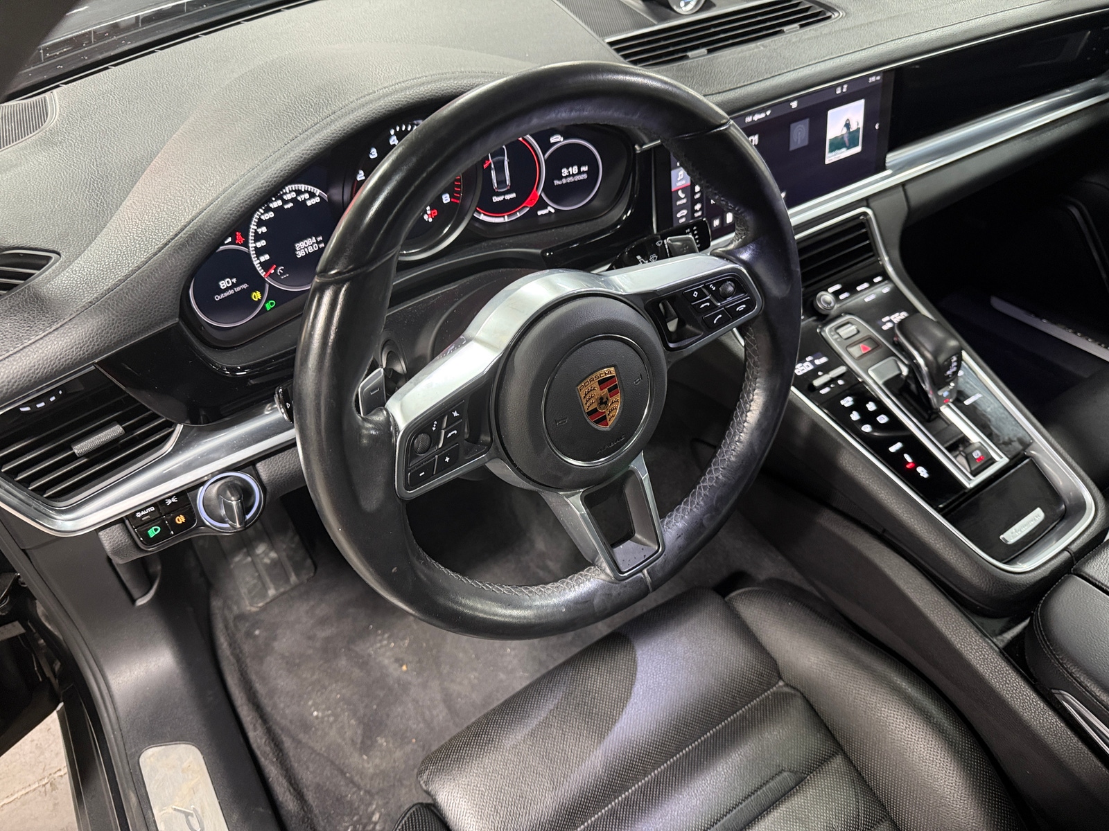 Thumbnail: 2018 Porsche Panamera - 4