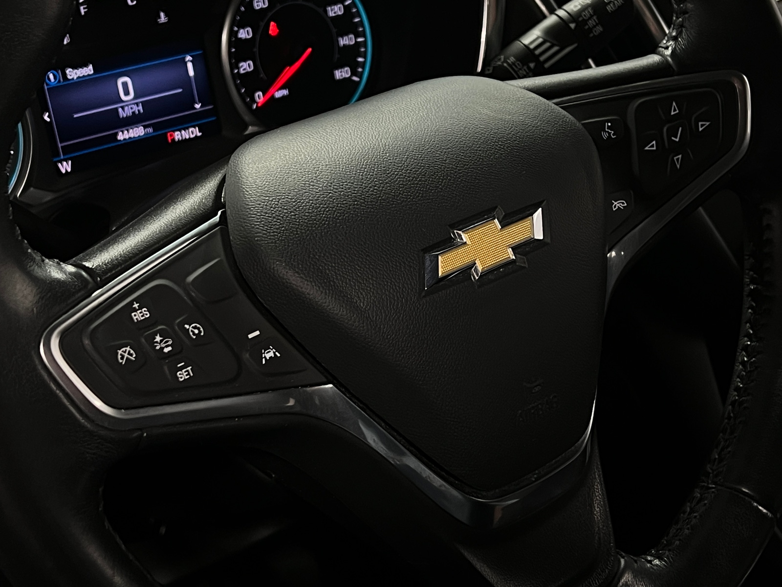 Thumbnail: 2022 Chevrolet Equinox - 5