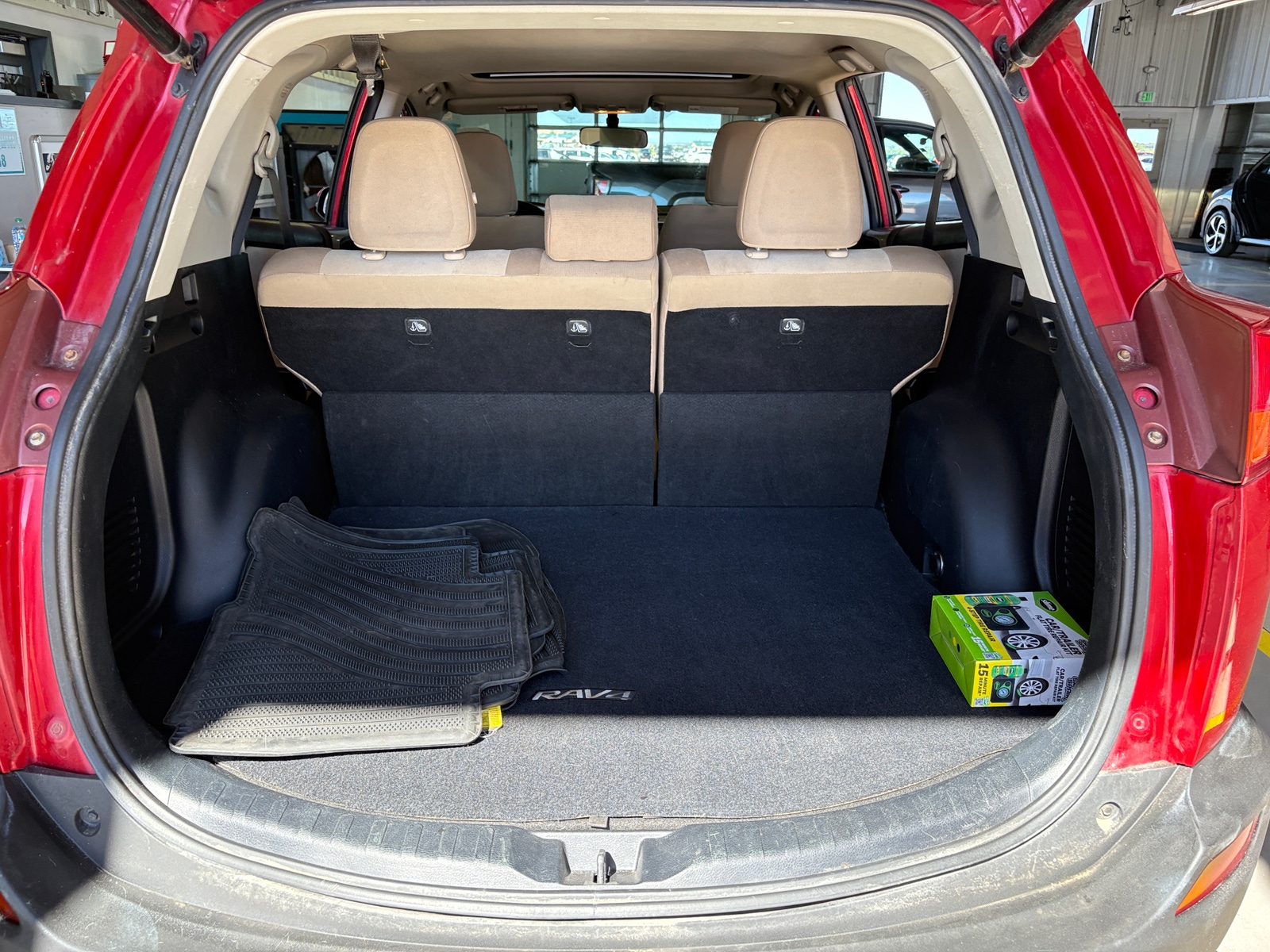 Thumbnail: 2015 Toyota RAV4 - 7