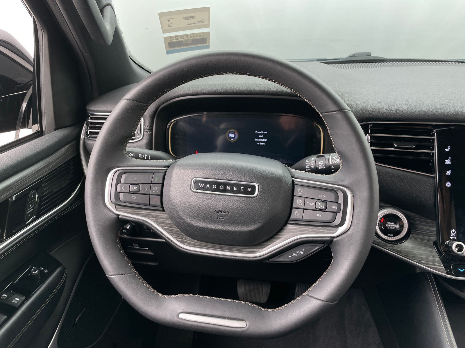 Thumbnail: 2024 Jeep Wagoneer - 4