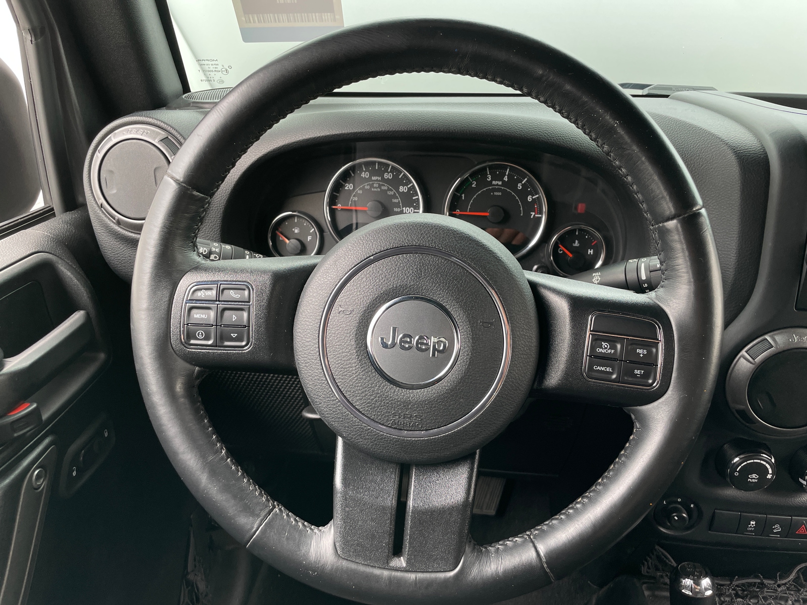 Thumbnail: 2017 Jeep Wrangler - 5