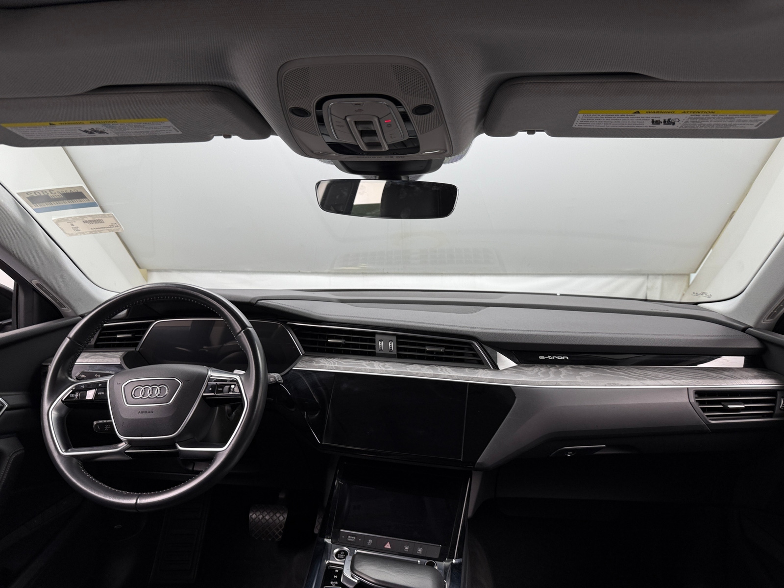 Thumbnail: 2021 Audi e-tron - 2