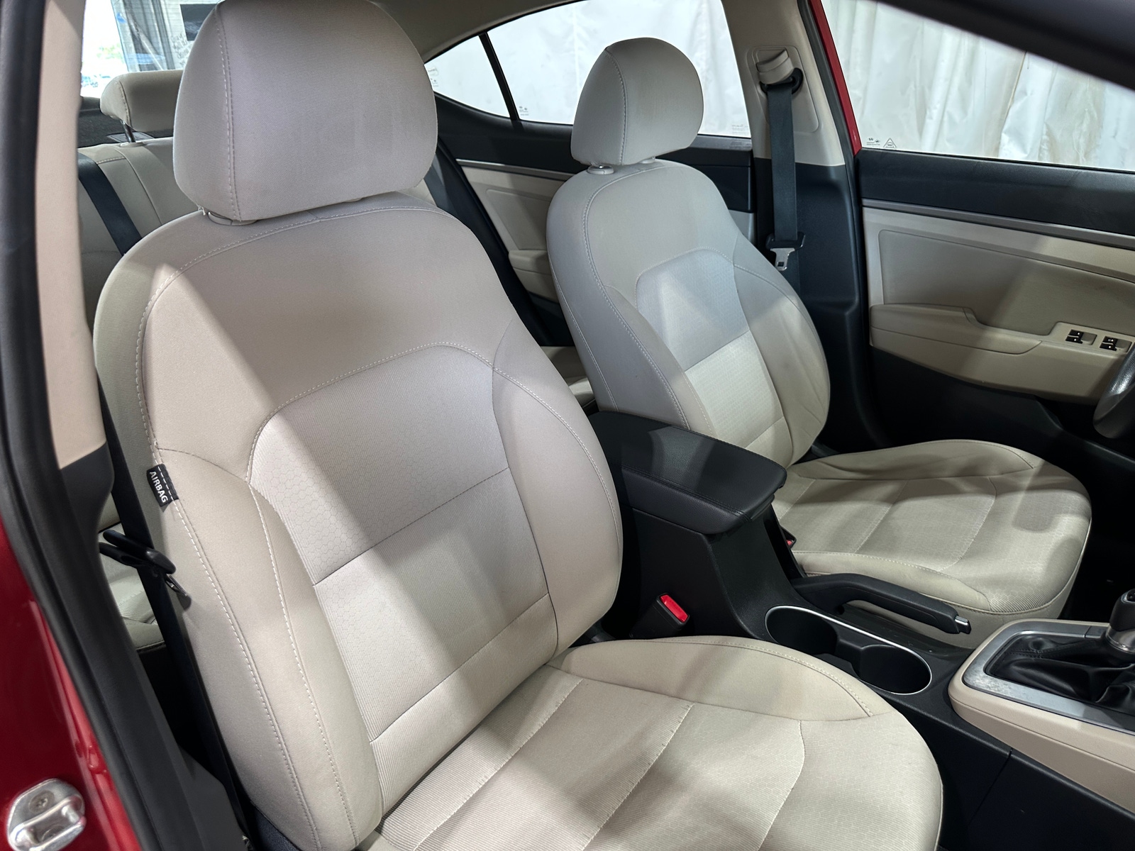 Thumbnail: 2017 Hyundai Elantra - 2