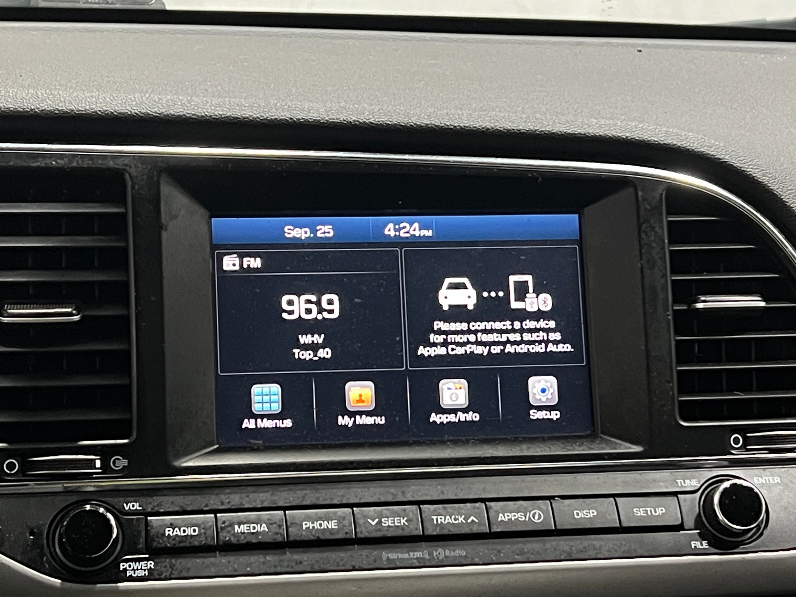 Thumbnail: 2017 Hyundai Elantra - 4