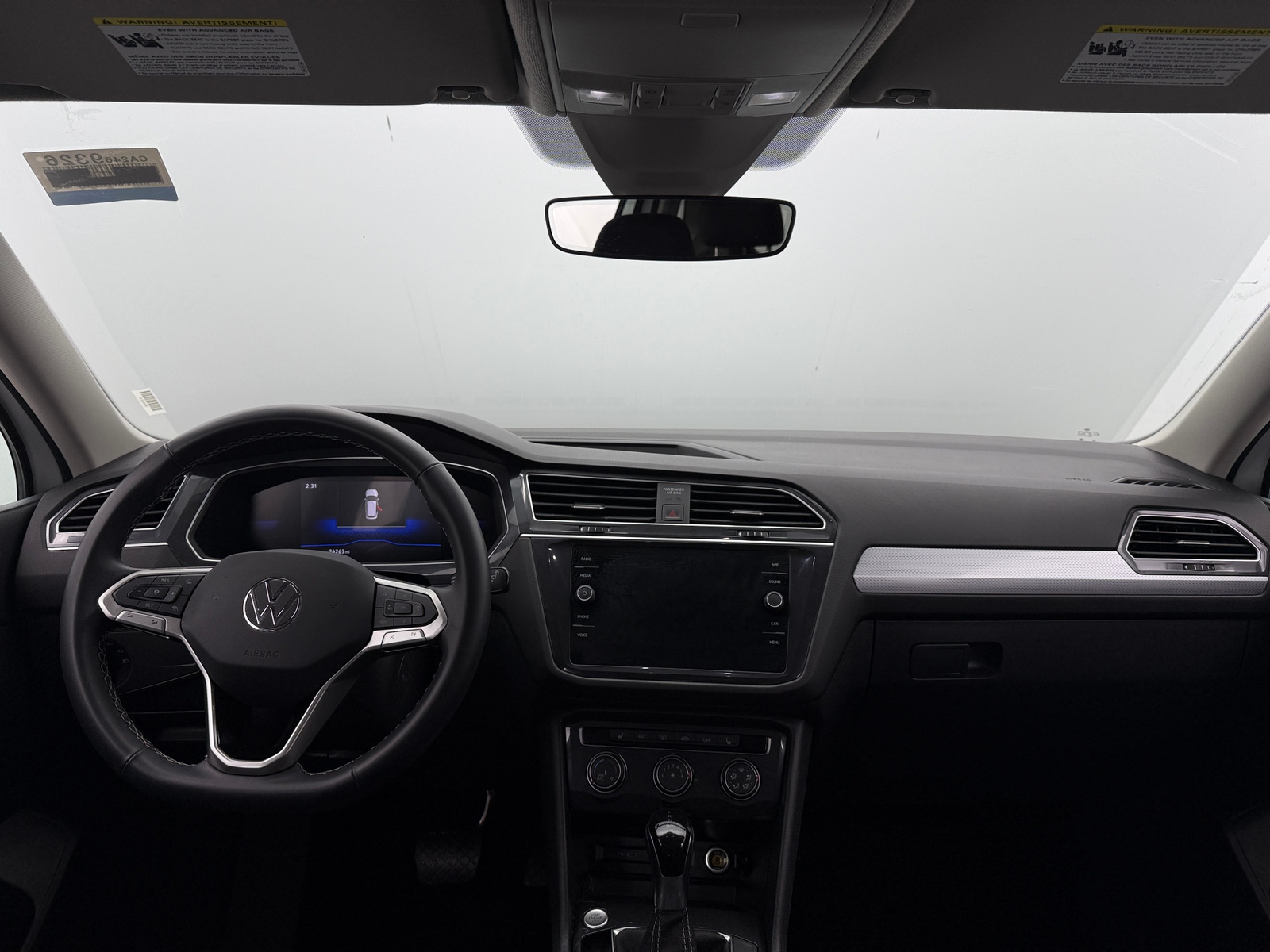 Thumbnail: 2024 Volkswagen Tiguan - 3