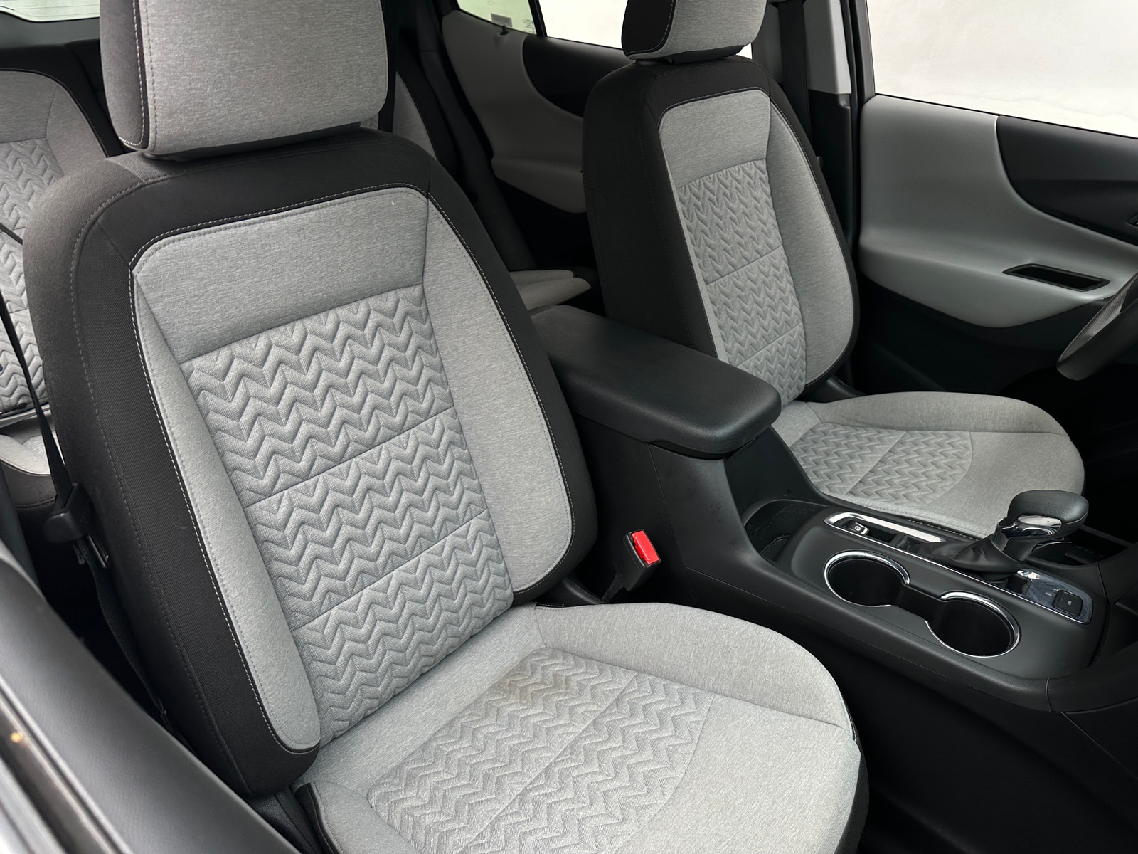 Thumbnail: 2023 Chevrolet Equinox - 2