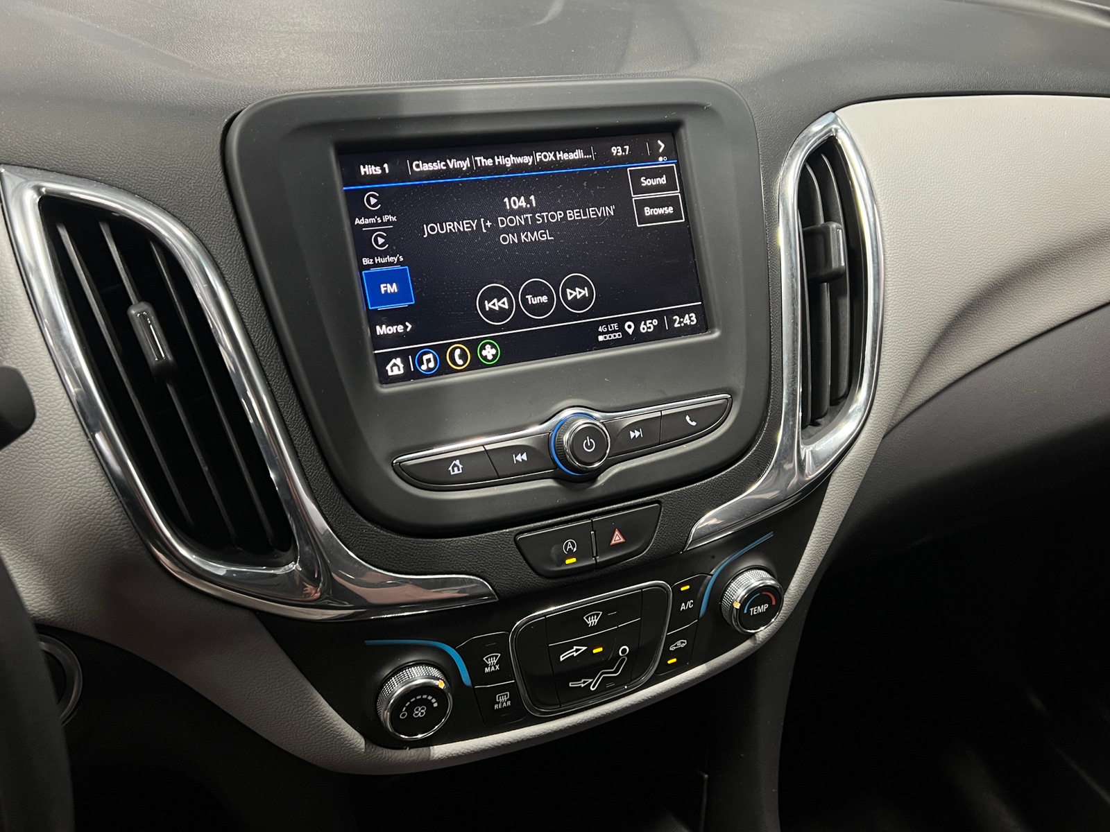 Thumbnail: 2023 Chevrolet Equinox - 4