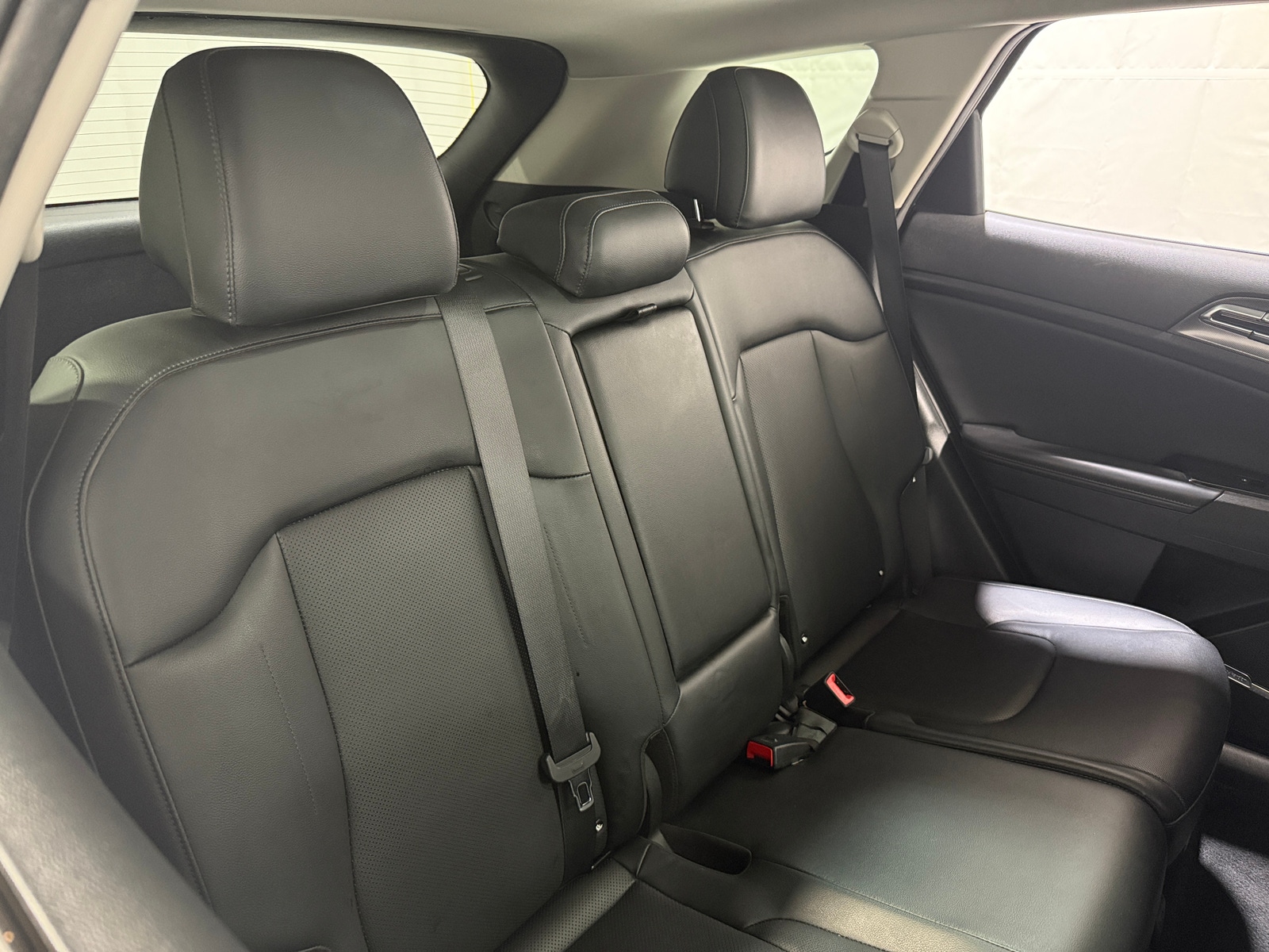 Thumbnail: 2023 Kia Sportage - 5