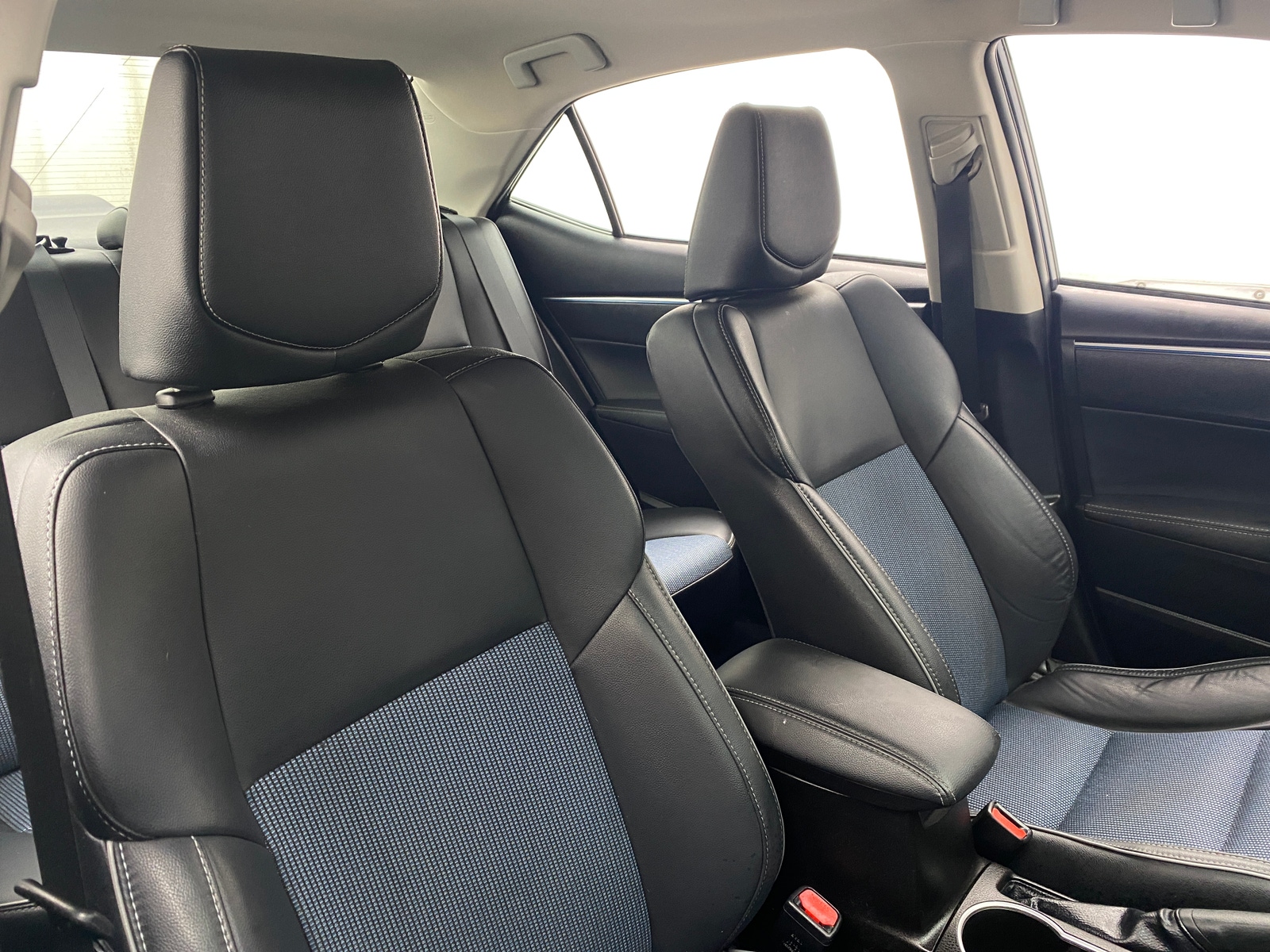 Thumbnail: 2014 Toyota Corolla - 2