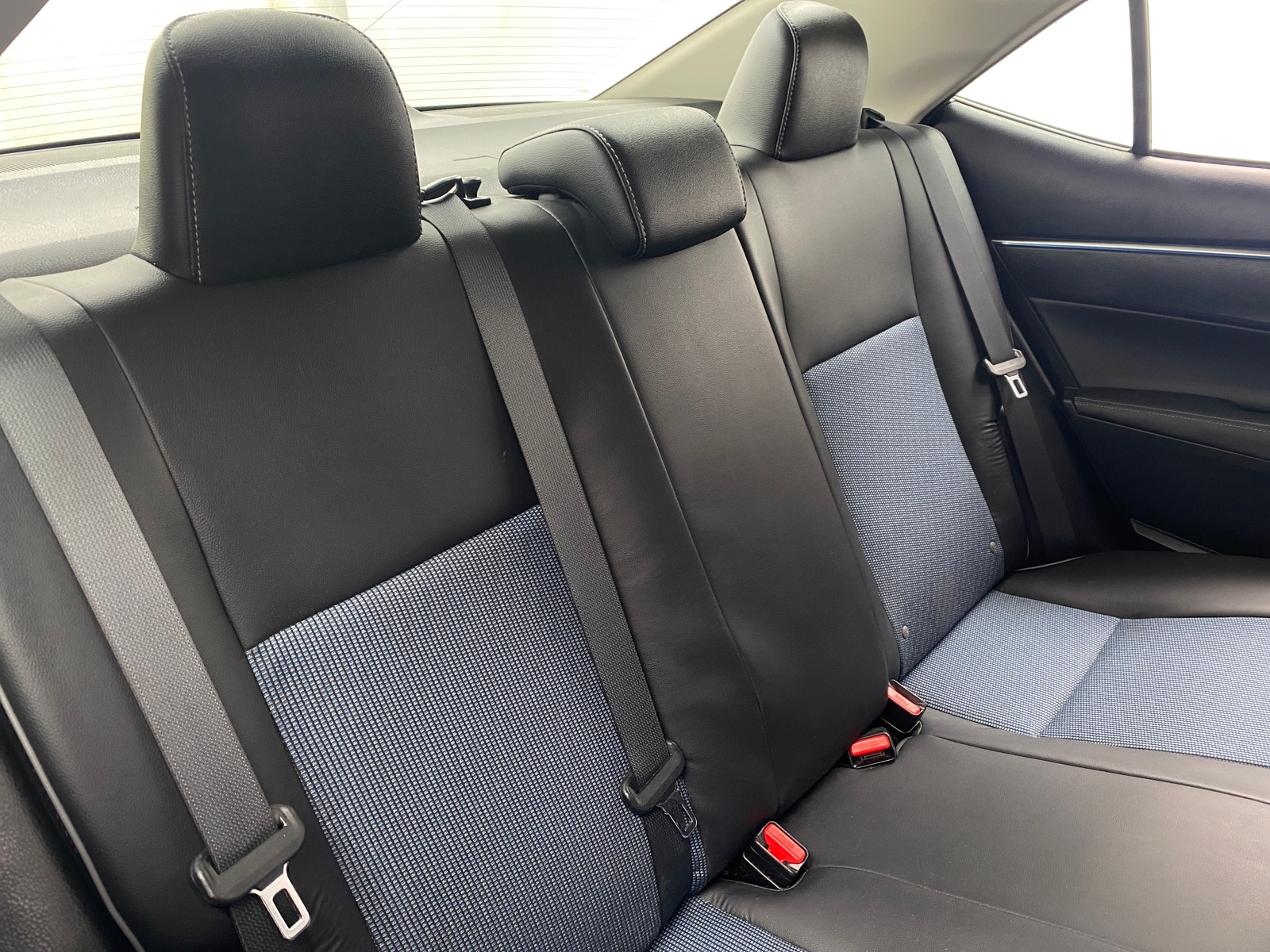 Thumbnail: 2014 Toyota Corolla - 6