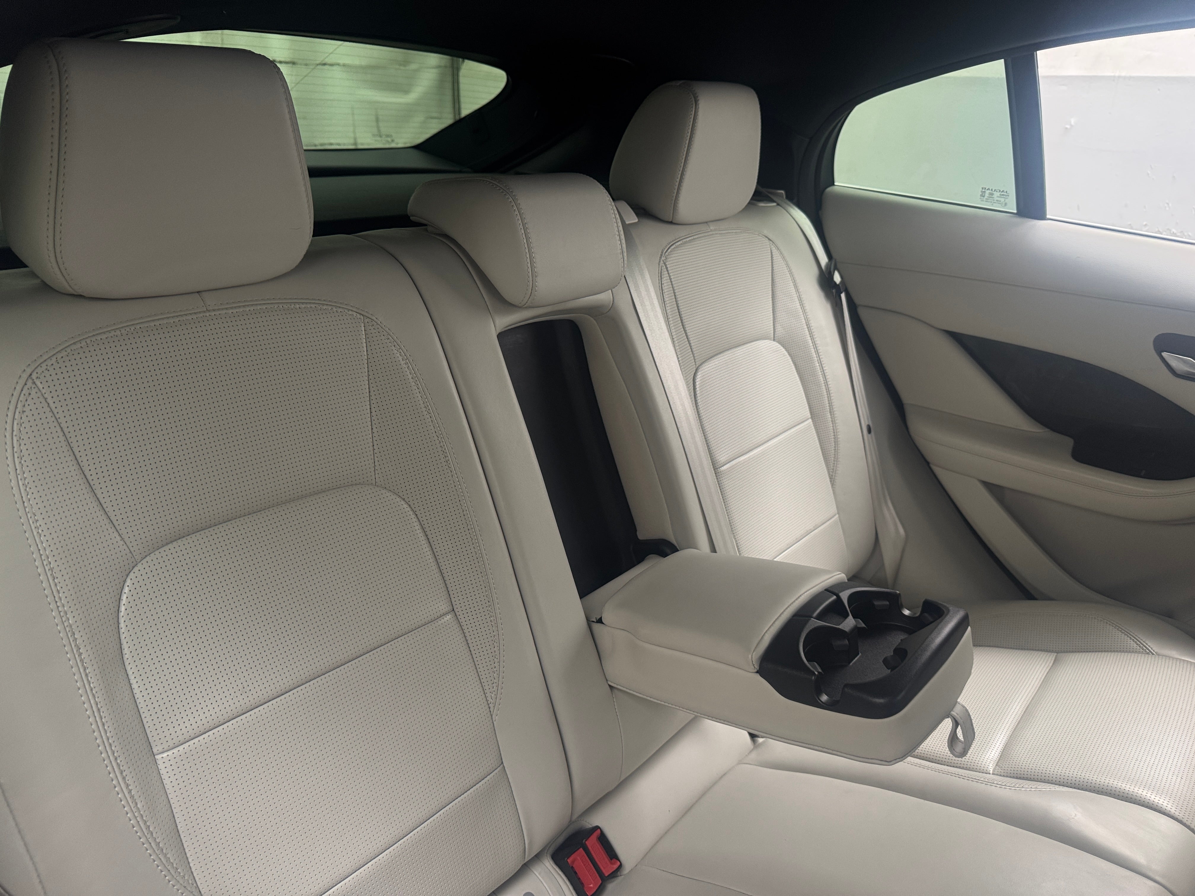 Used 2020 Jaguar I-PACE HSE with VIN SADHD2S11L1F85492 for sale in Oak Creek, WI