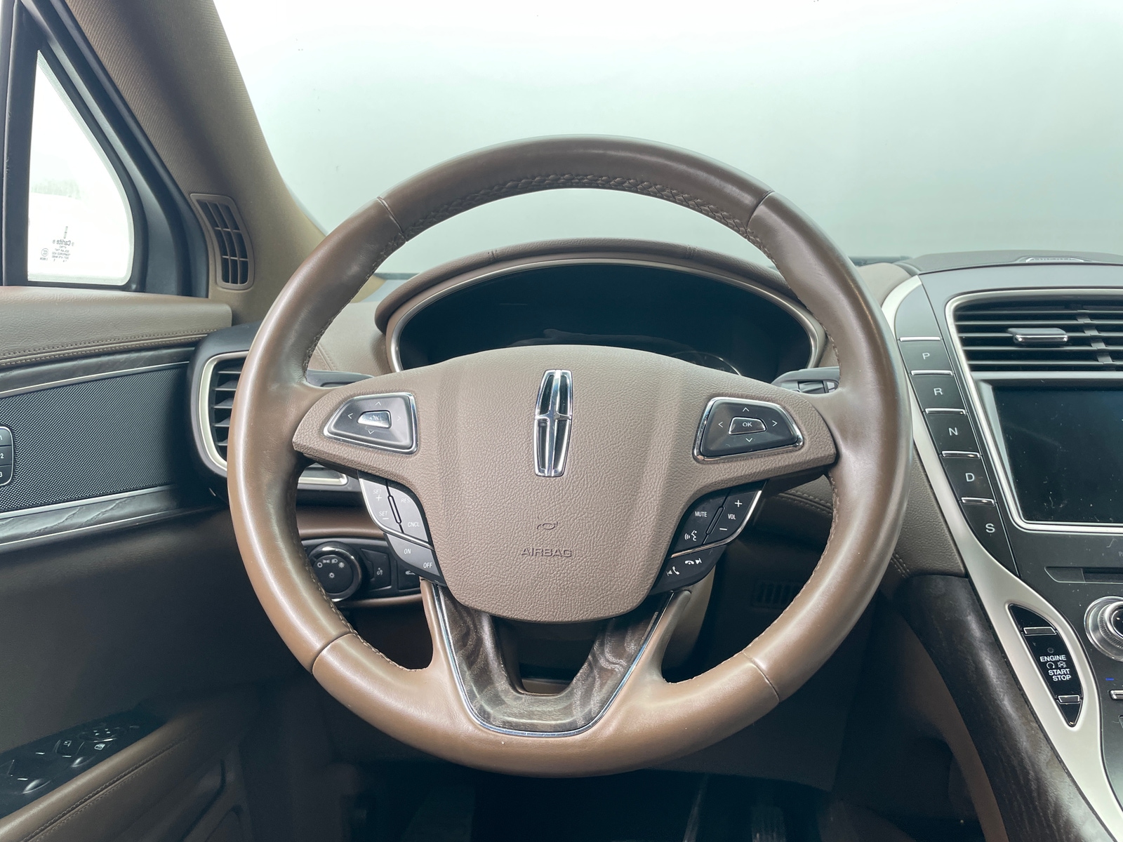 Thumbnail: 2018 Lincoln MKX - 4