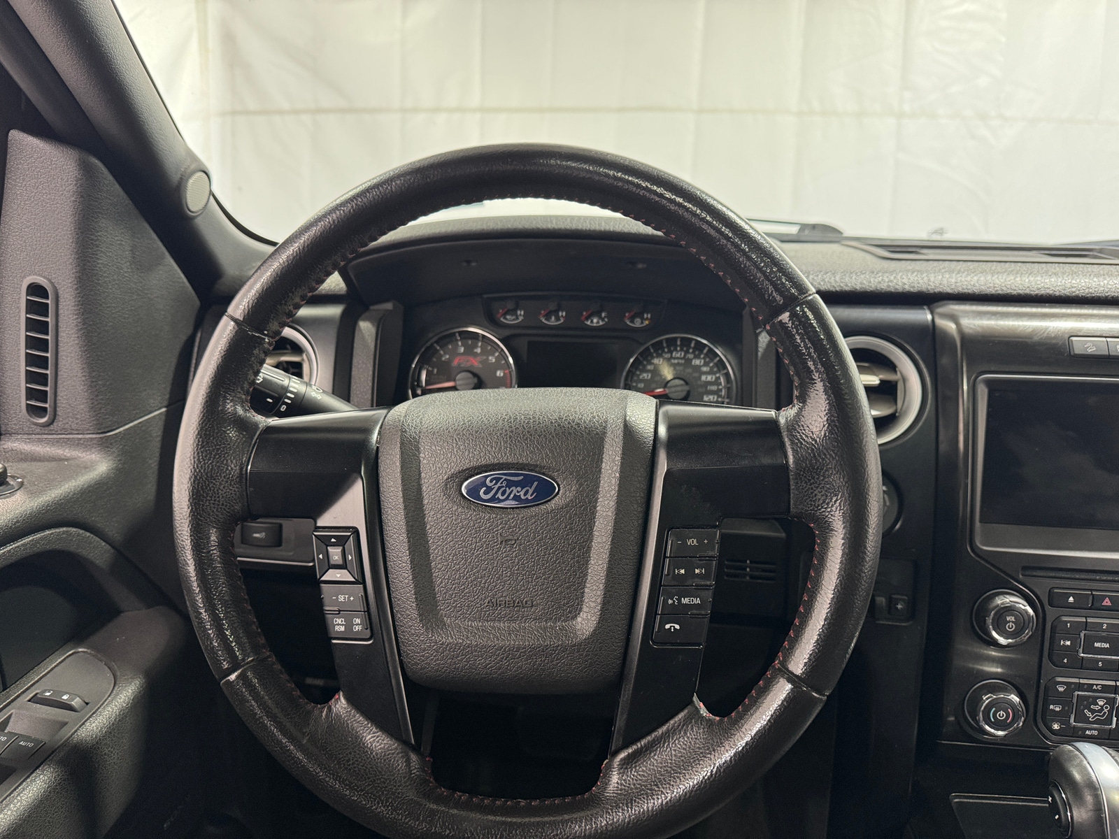 Thumbnail: 2014 Ford Econoline - 4