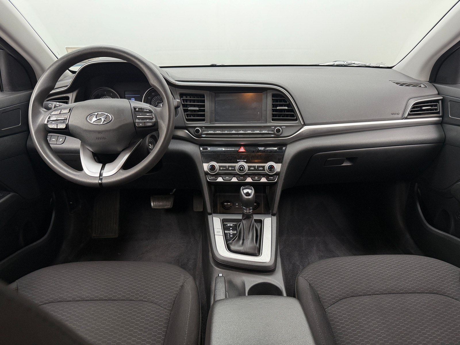 Thumbnail: 2020 Hyundai Elantra - 3