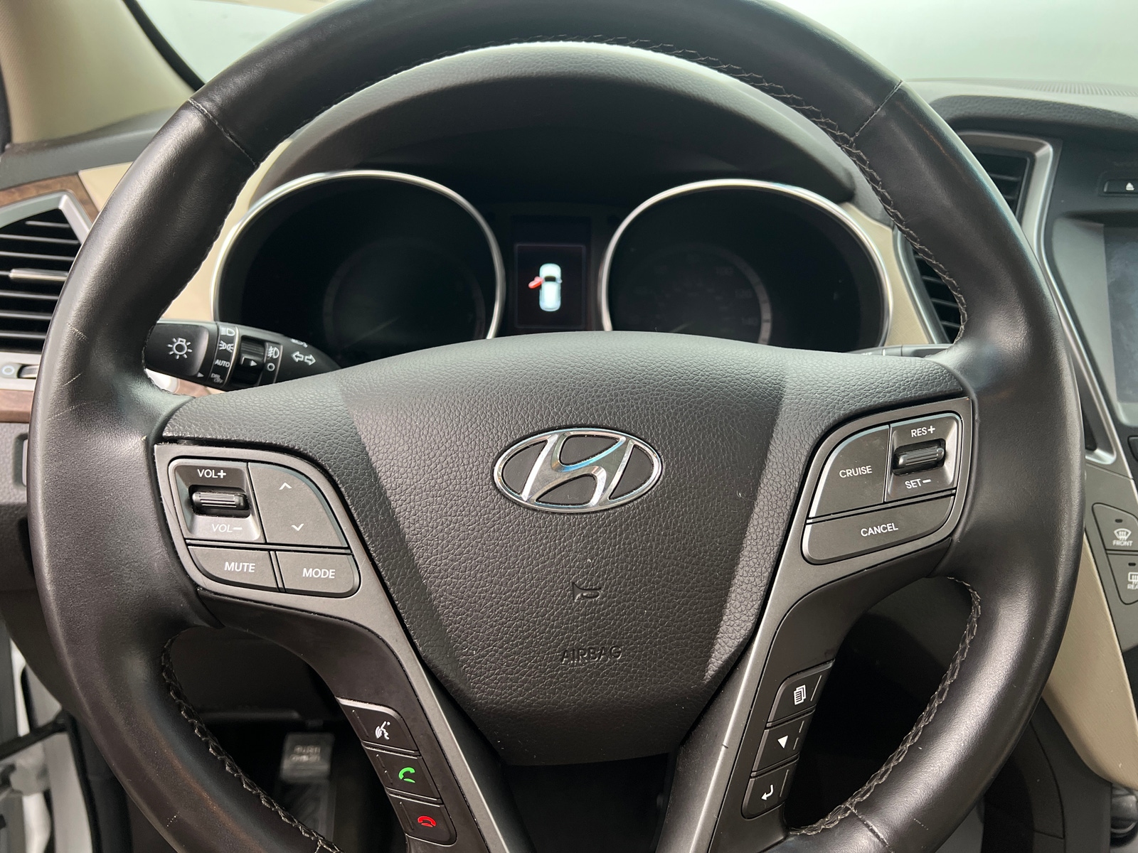 Thumbnail: 2018 Hyundai Santa Fe - 5