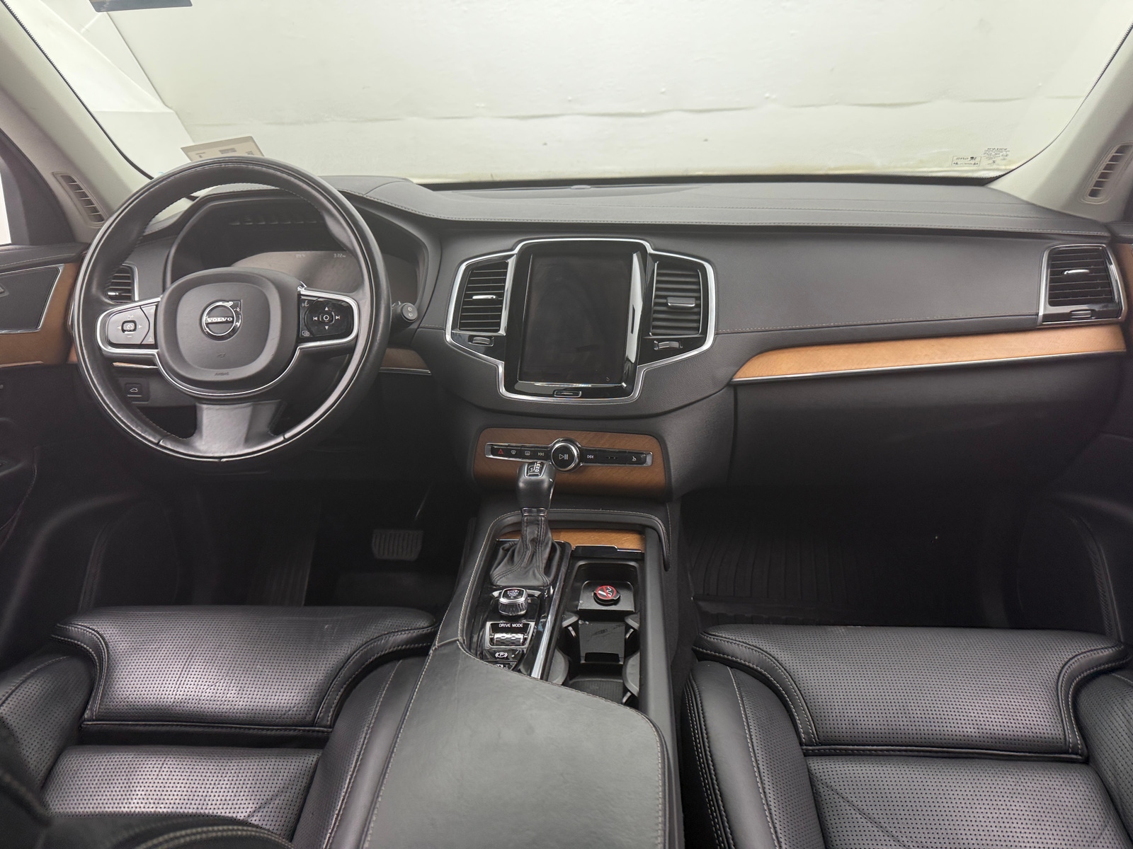 Thumbnail: 2018 Volvo XC90 - 2