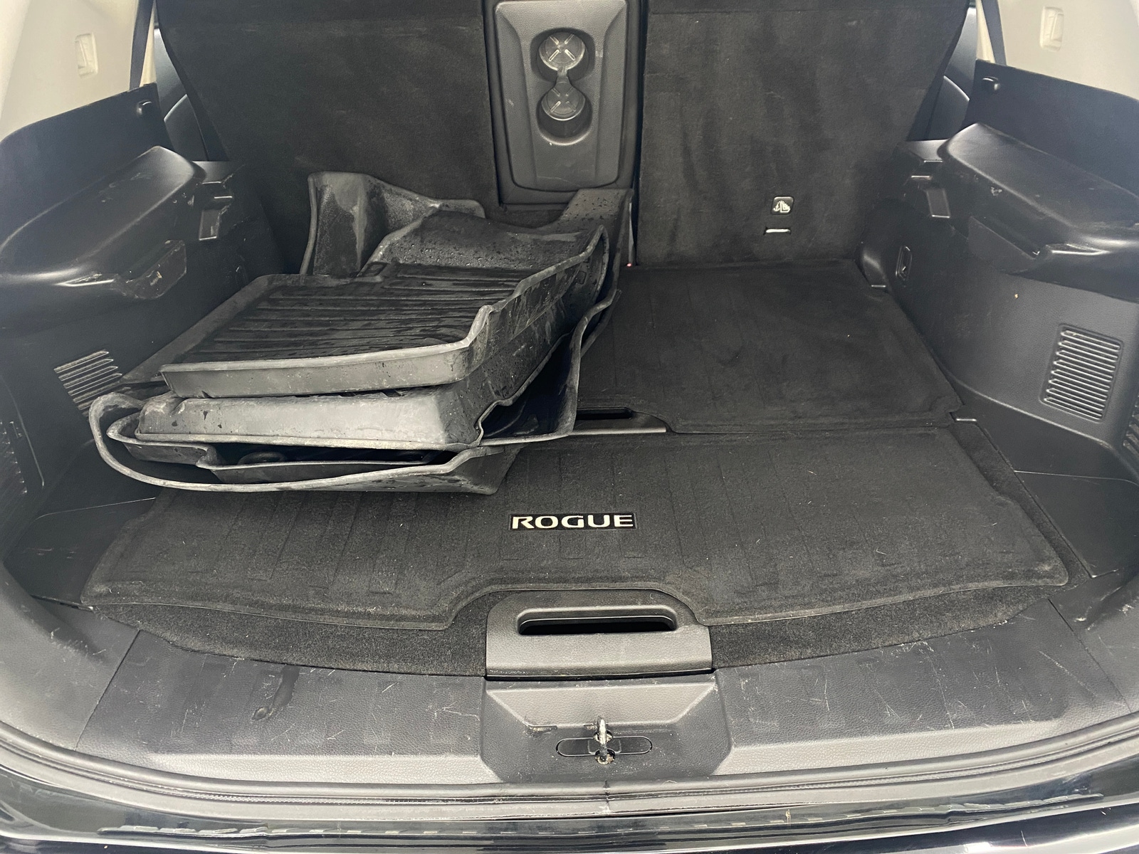 Thumbnail: 2019 Nissan Rogue - 7