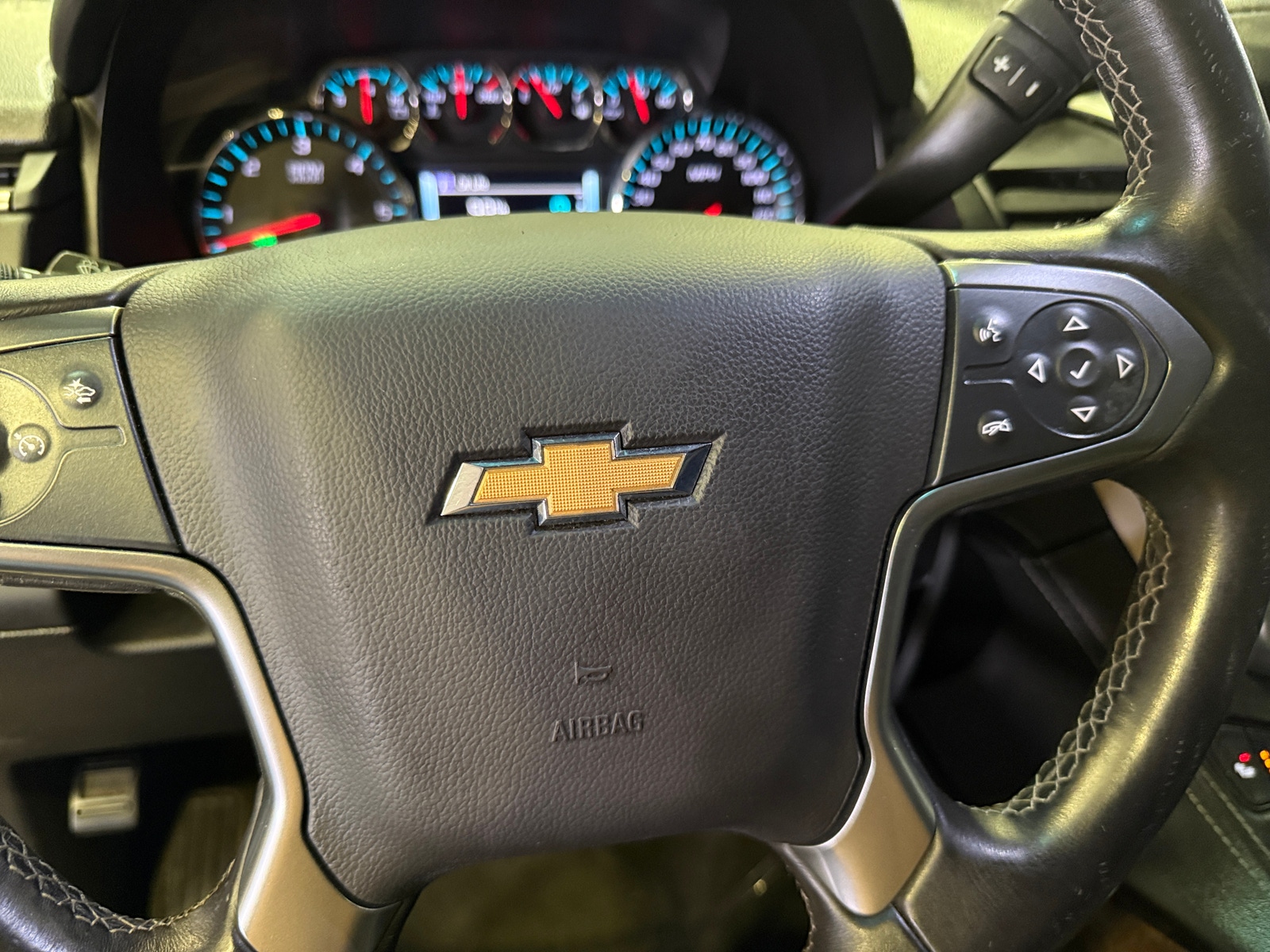 Thumbnail: 2016 Chevrolet Tahoe - 4