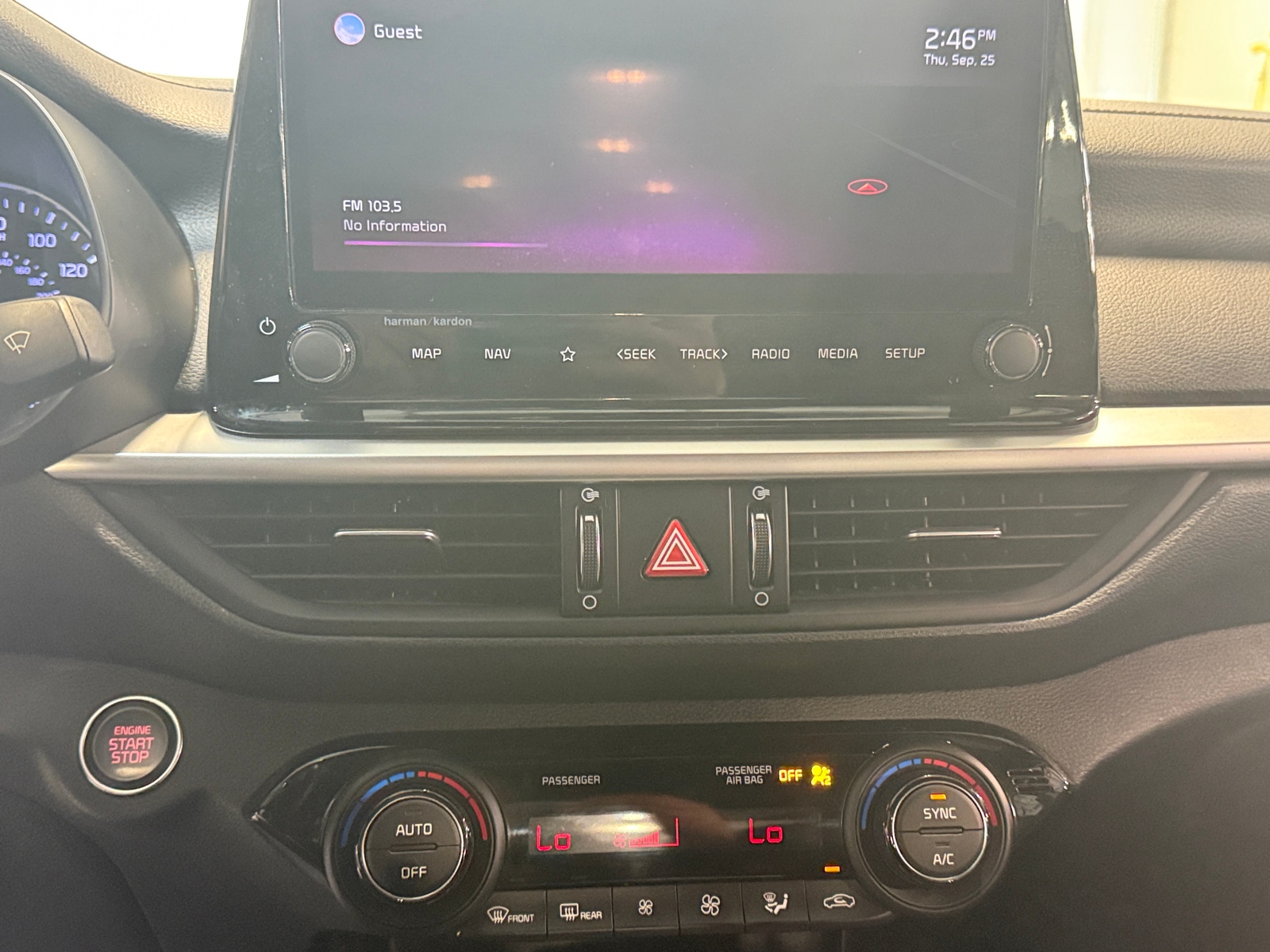 Thumbnail: 2022 Kia Forte - 4