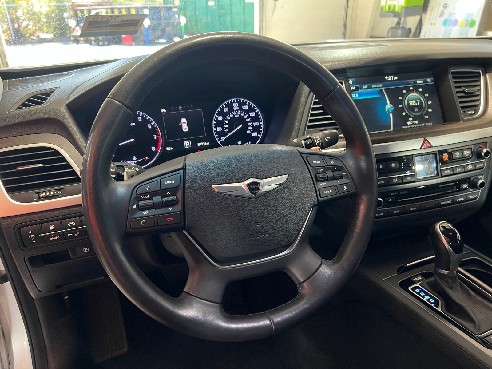 Thumbnail: 2015 Hyundai Genesis - 4
