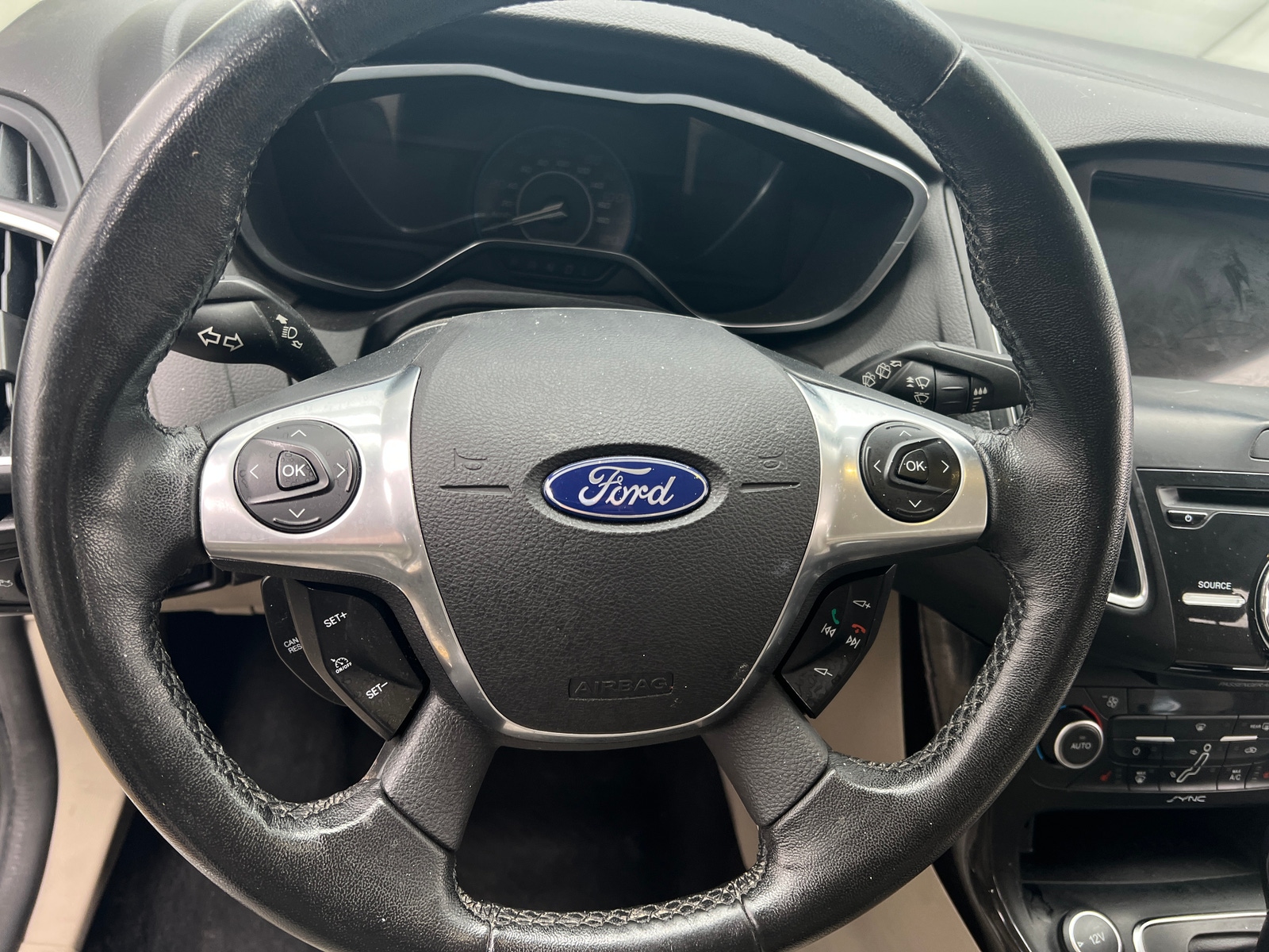 Thumbnail: 2017 Ford Focus - 5