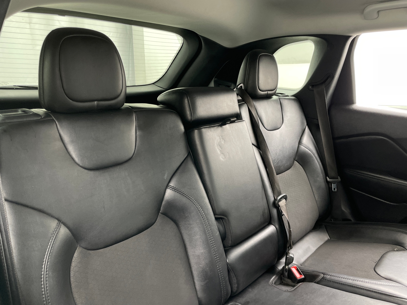 Thumbnail: 2021 Jeep Cherokee - 6