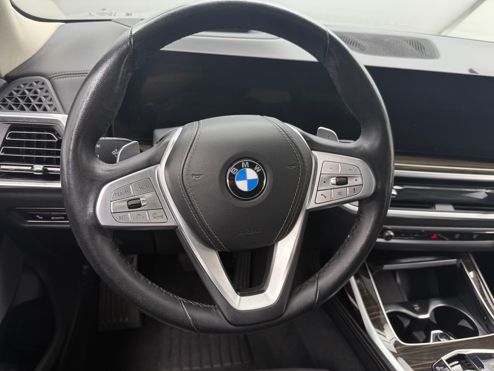 Thumbnail: 2024 BMW X7 - 4