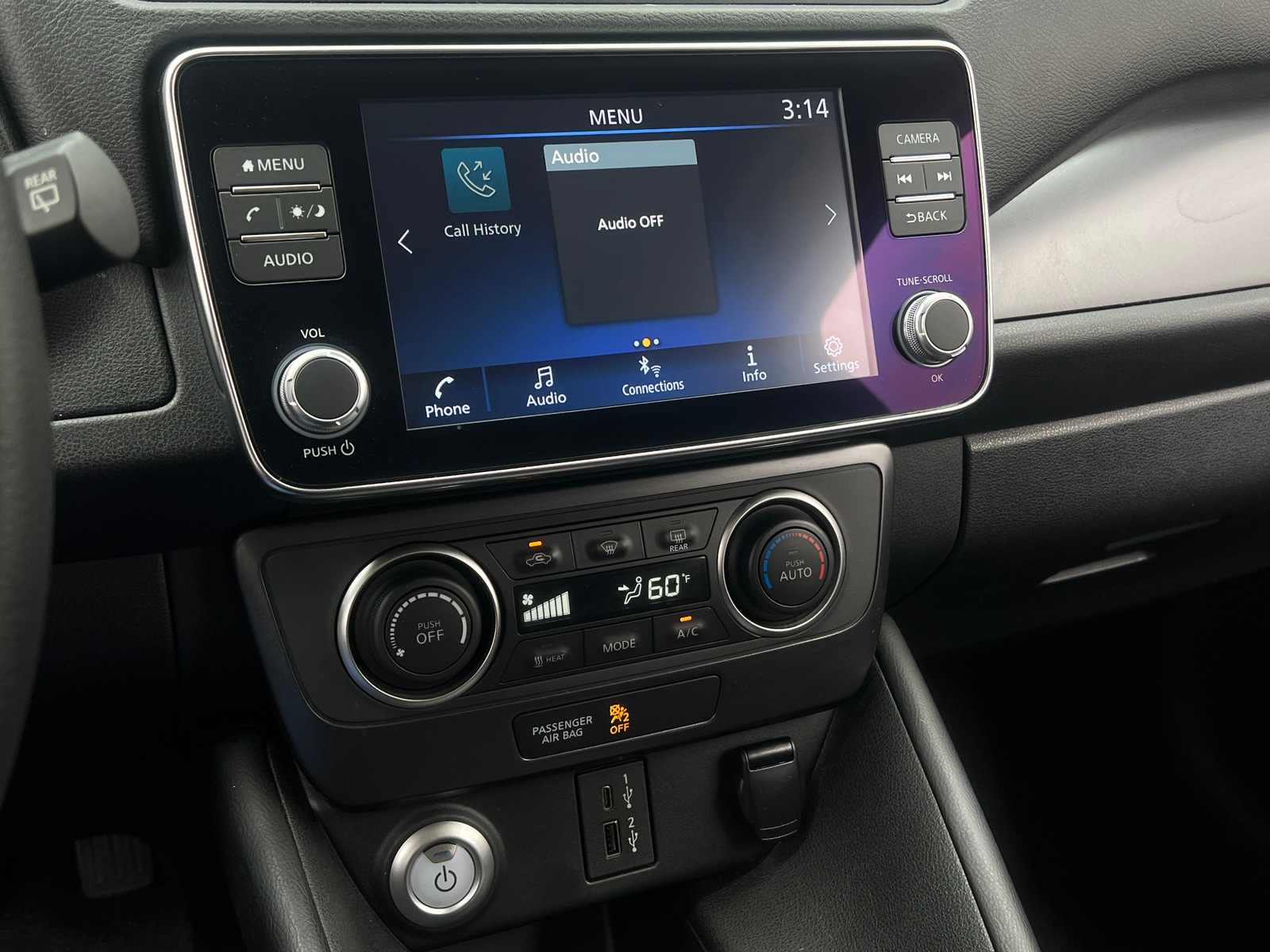 Thumbnail: 2022 Nissan Leaf - 4