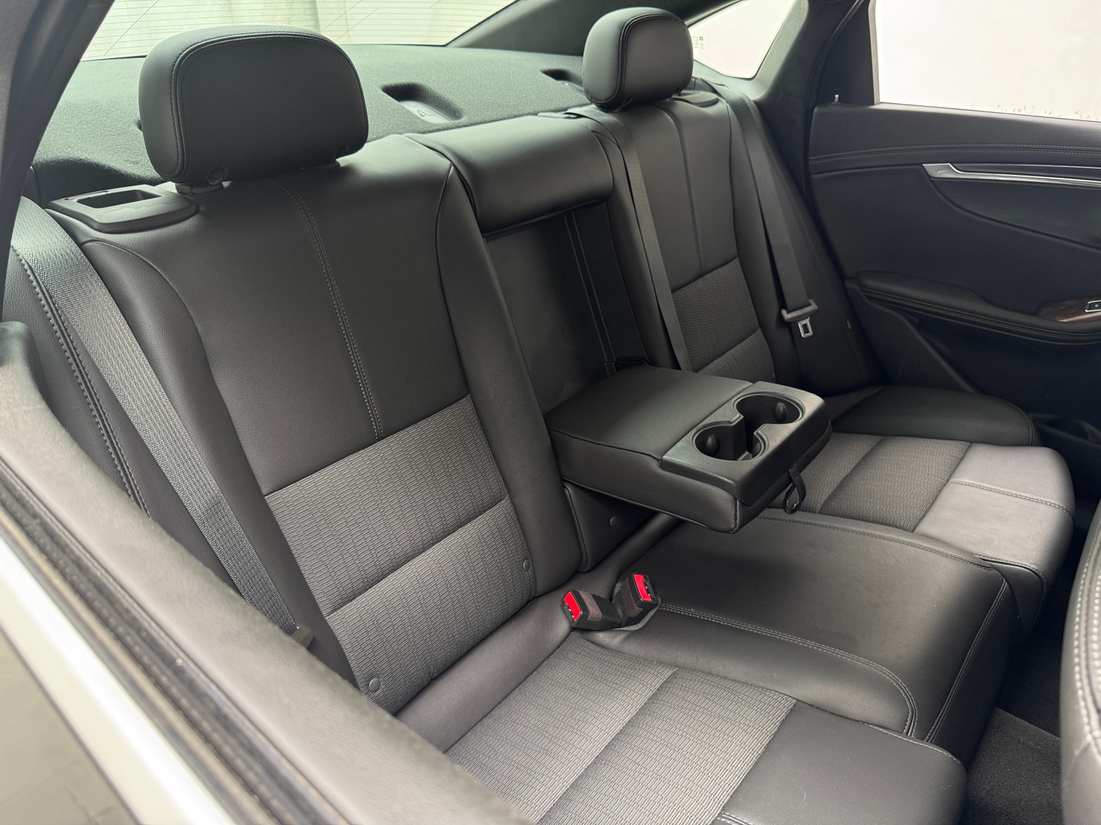 Thumbnail: 2015 Chevrolet Impala - 6