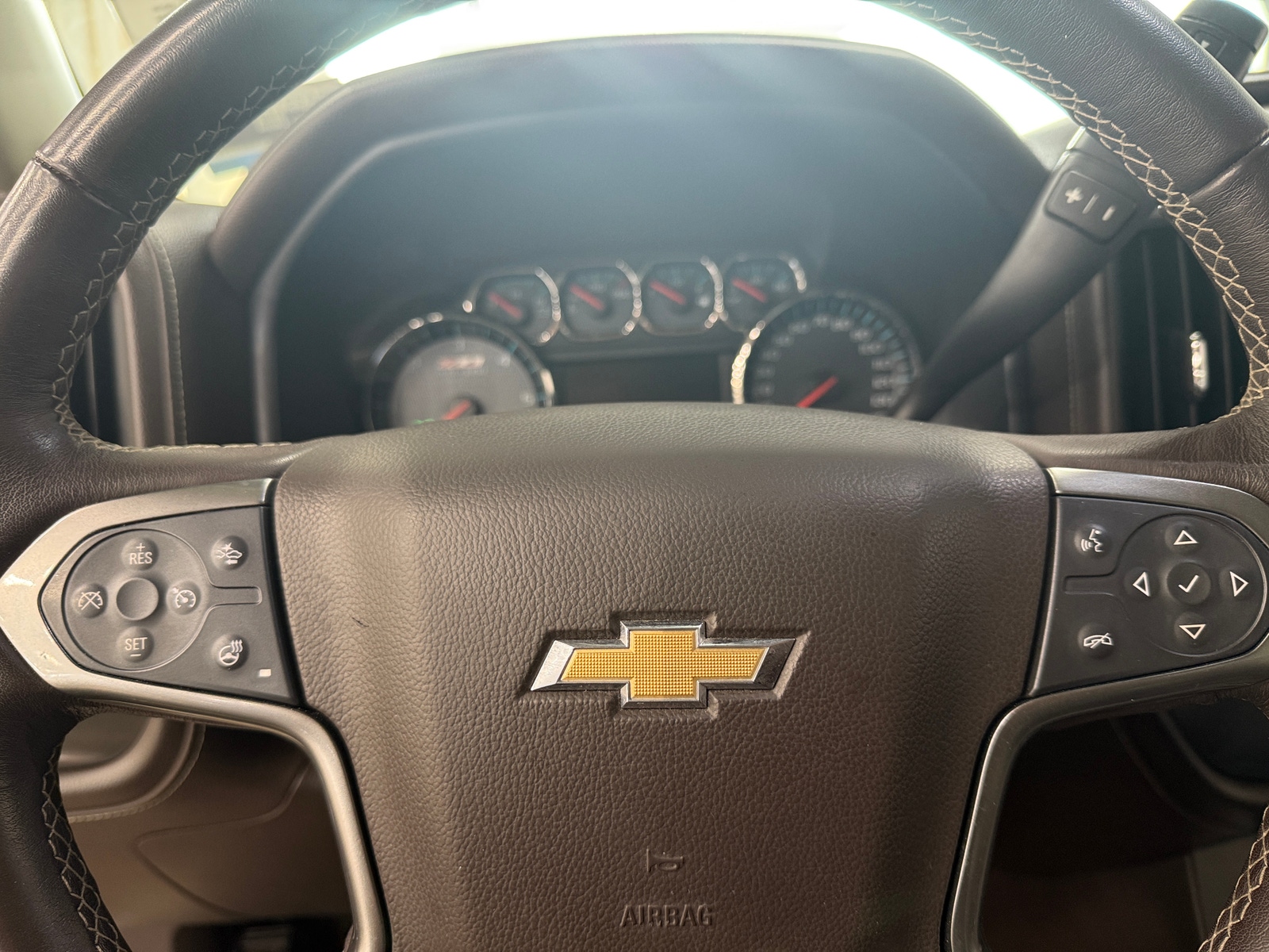 Thumbnail: 2017 Chevrolet Silverado 1500 - 4