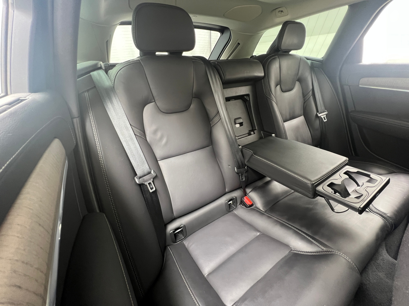 Thumbnail: 2024 Volvo V90 - 5